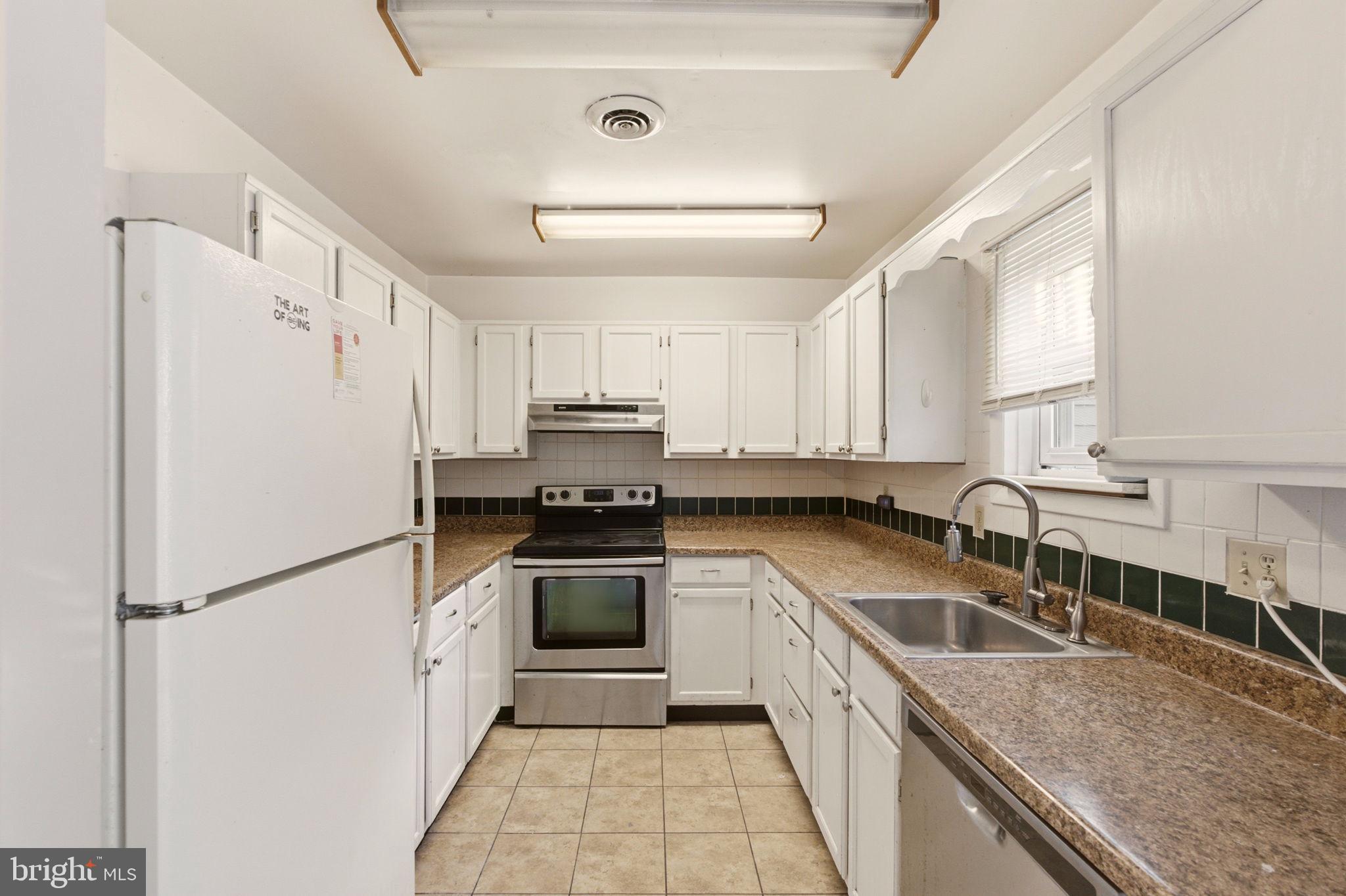 141 VALLEY CIRCLE