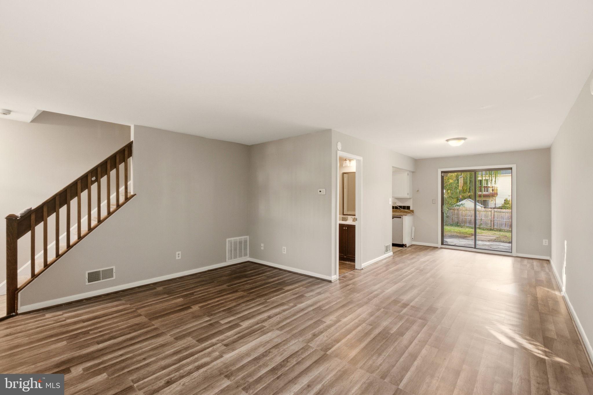 141 VALLEY CIRCLE