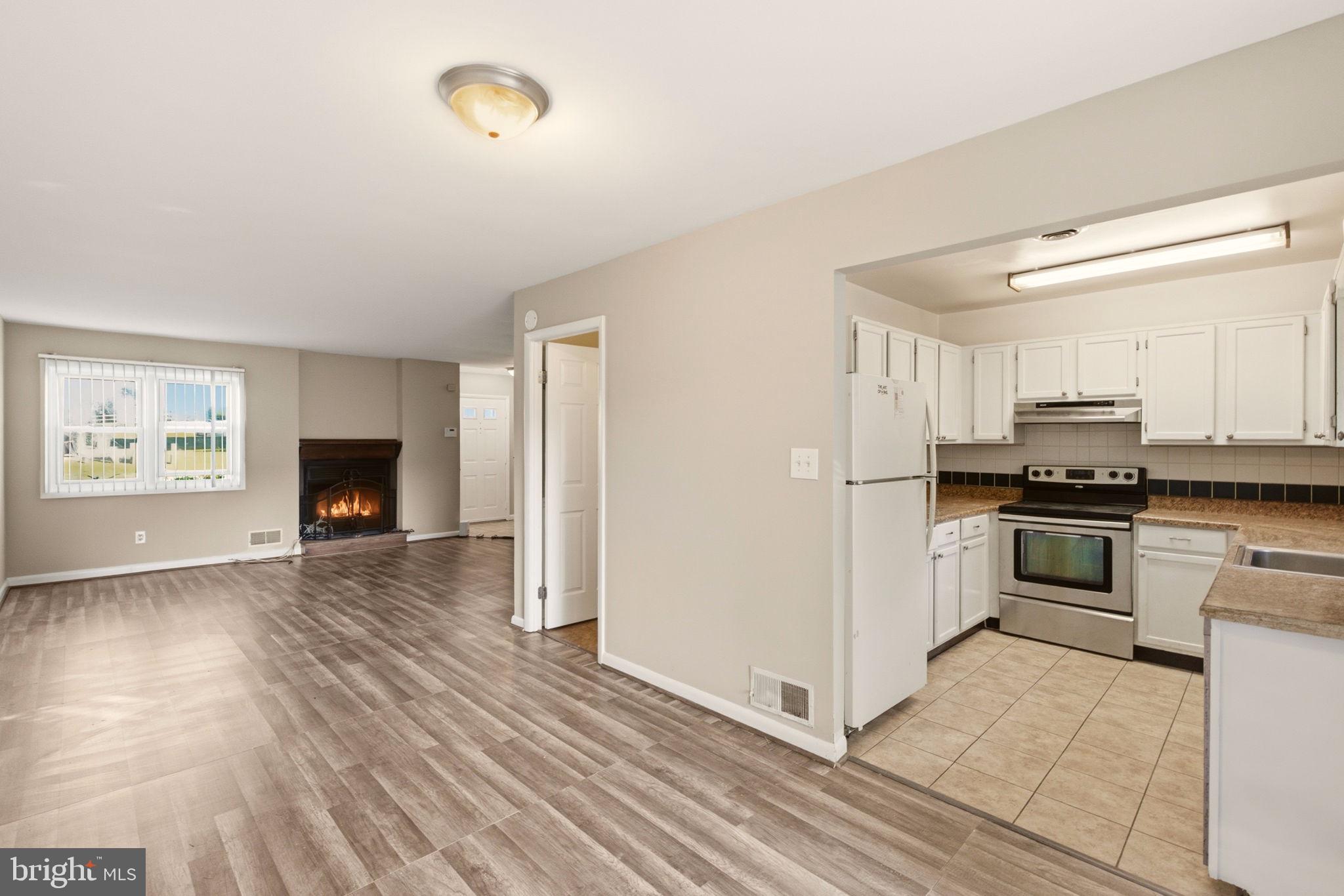 141 VALLEY CIRCLE