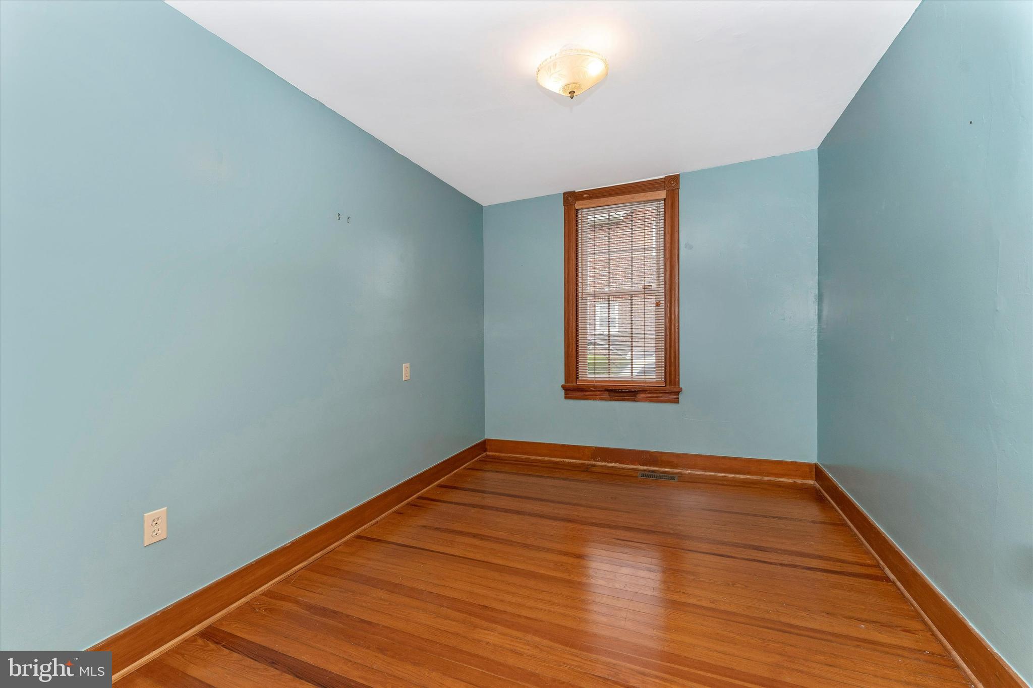 DOWNTOWN WALKERSVILLE - Residential