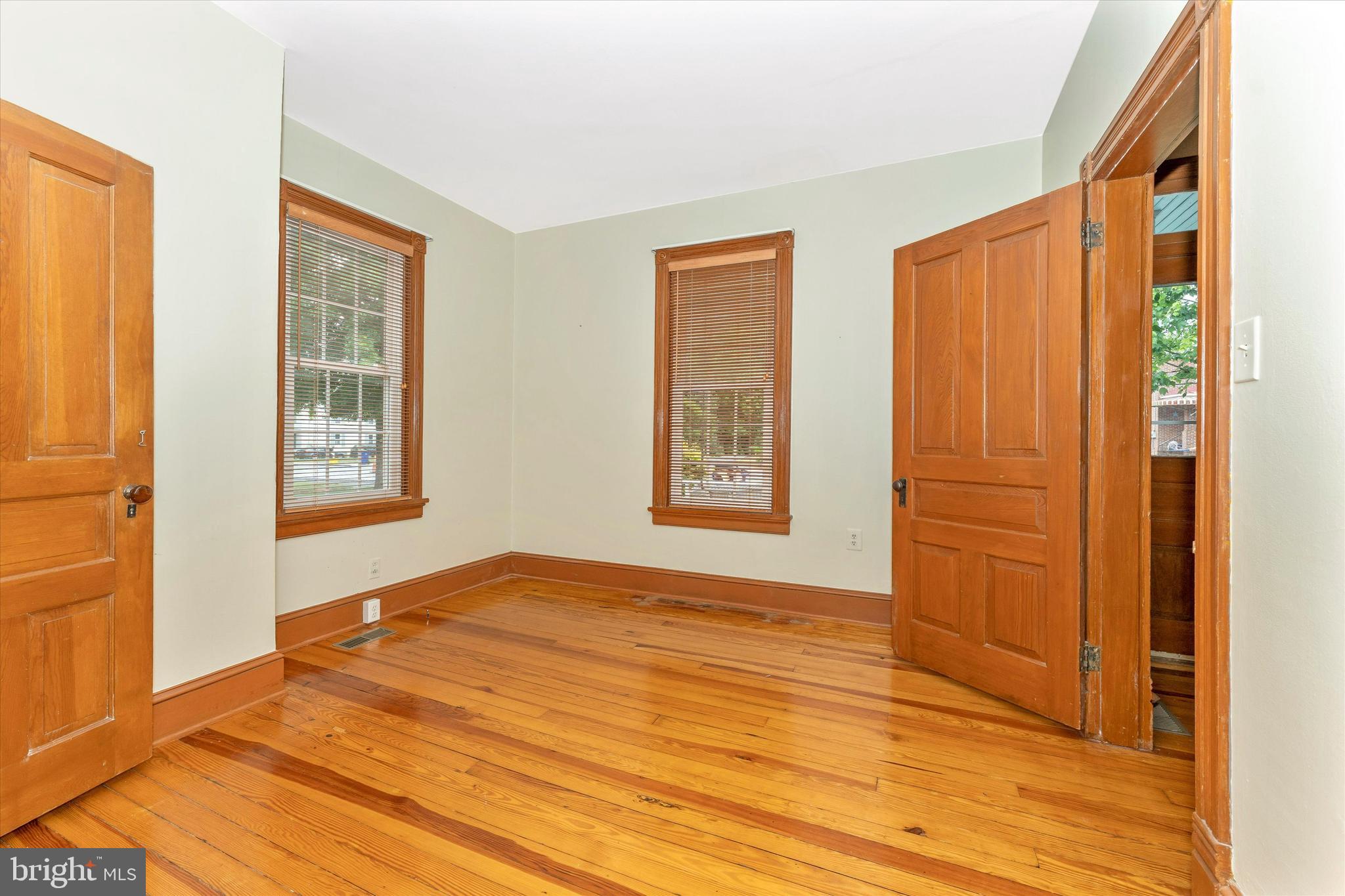 DOWNTOWN WALKERSVILLE - Residential