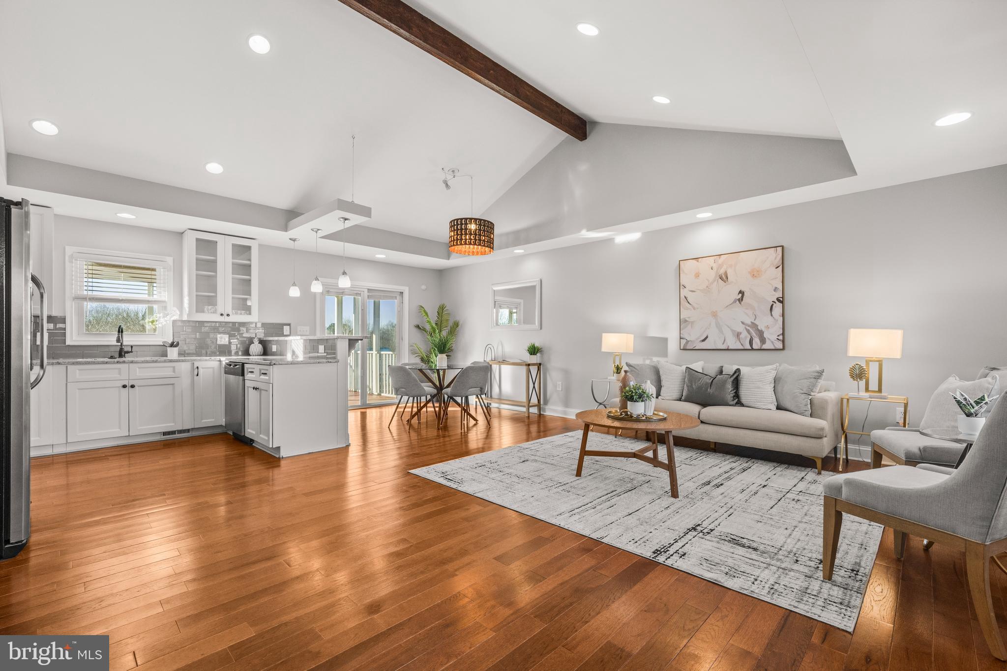 CLEARVIEW MANOR - Residential