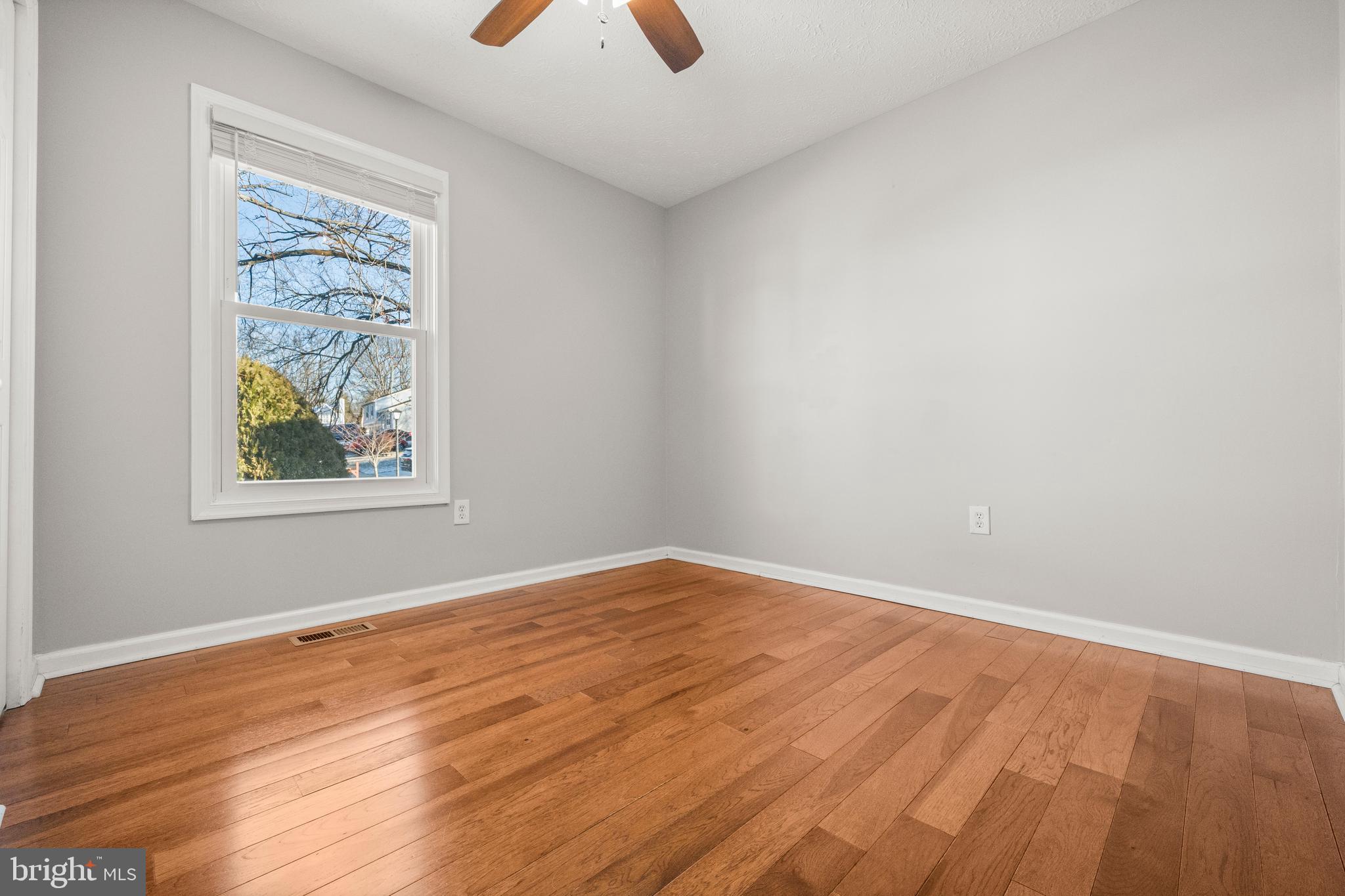 CLEARVIEW MANOR - Residential