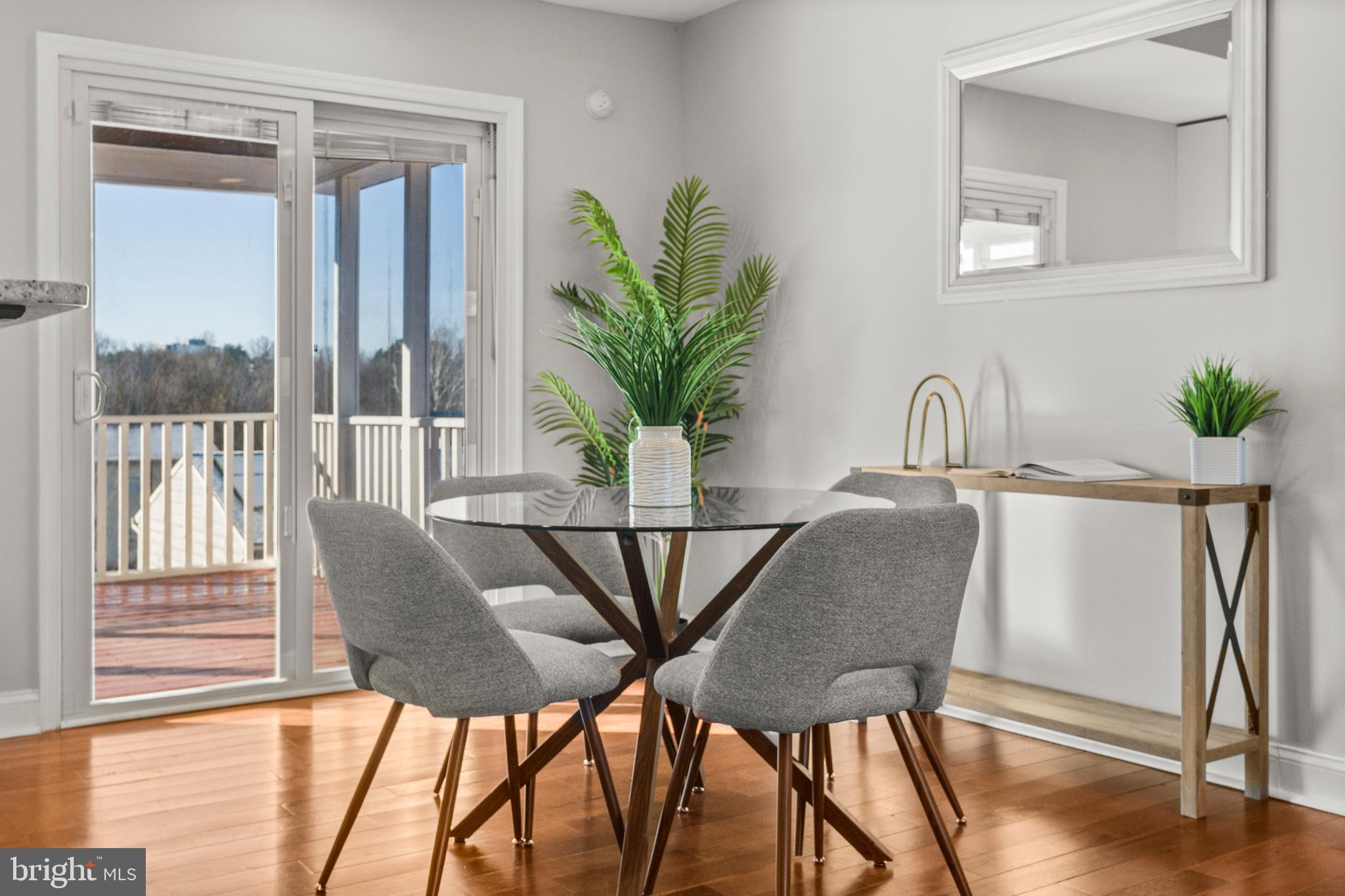 CLEARVIEW MANOR - Residential