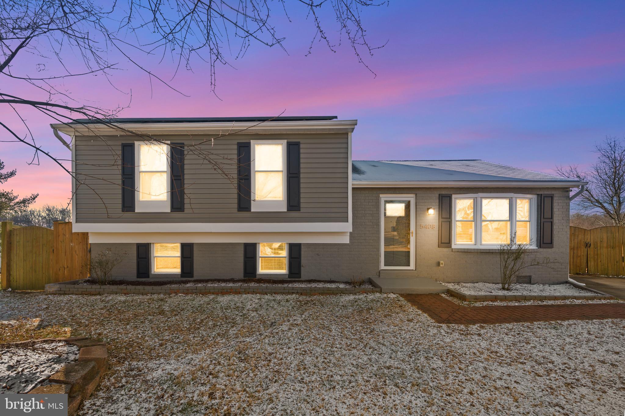 CLEARVIEW MANOR - Residential