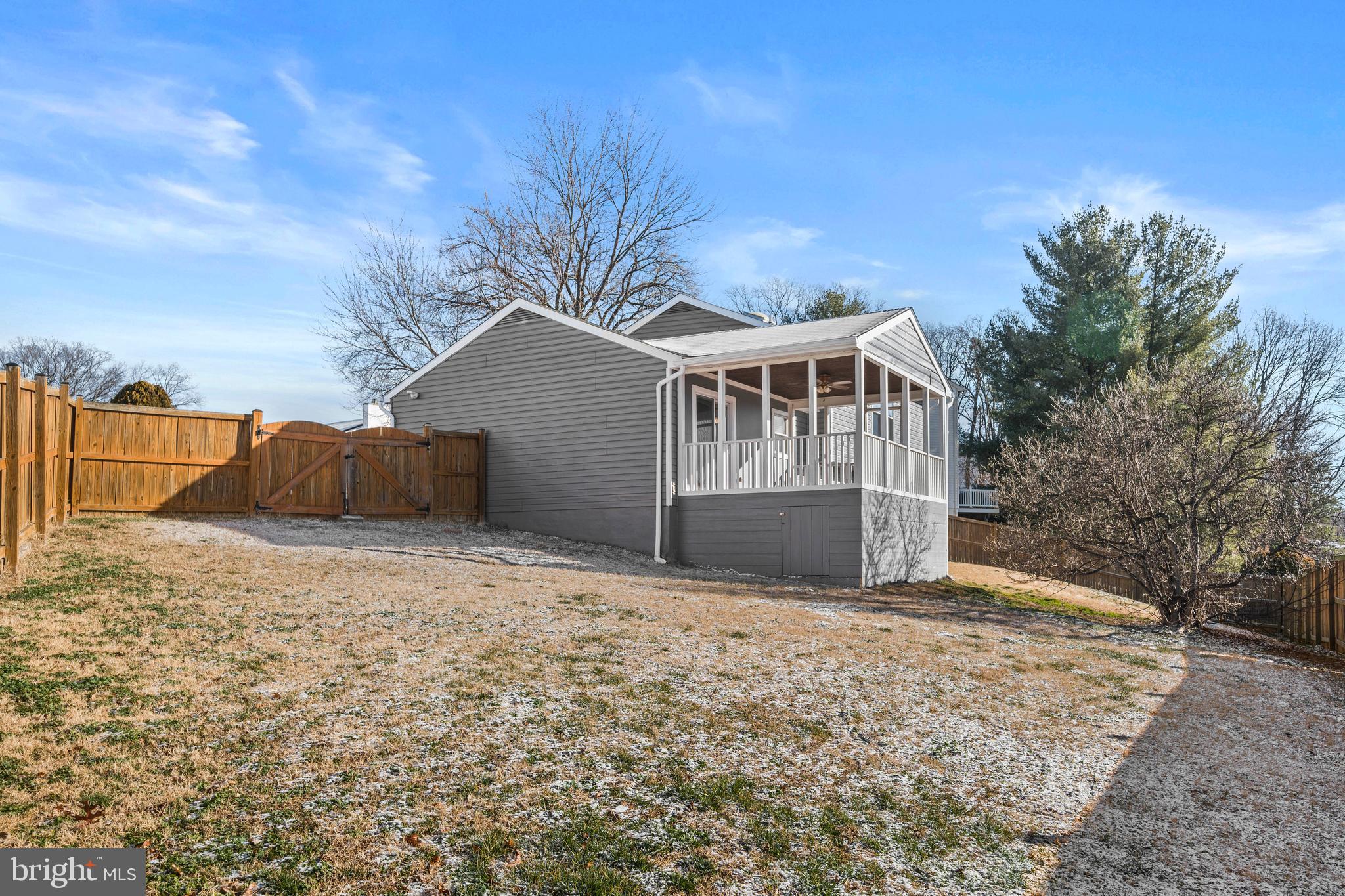 CLEARVIEW MANOR - Residential