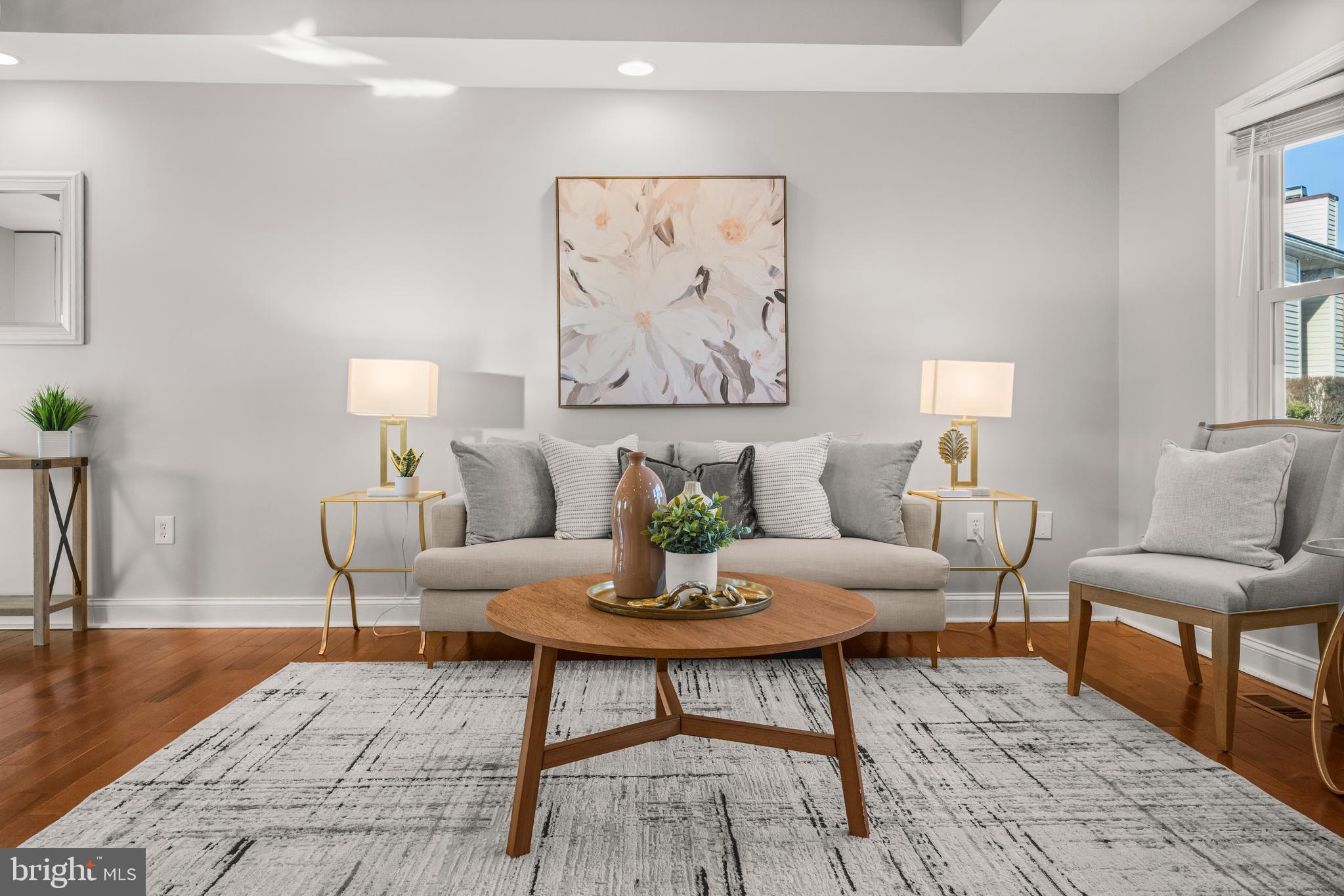 CLEARVIEW MANOR - Residential