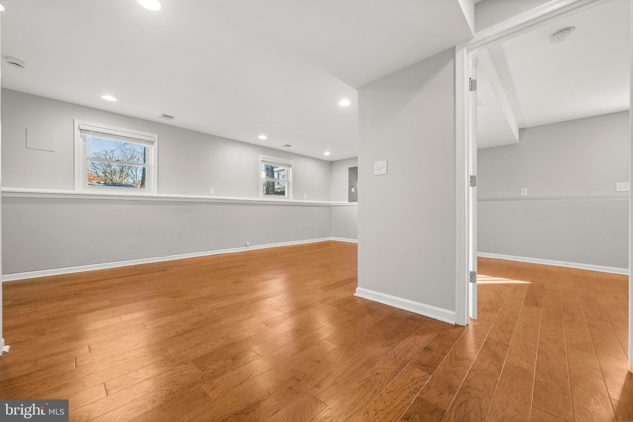 CLEARVIEW MANOR - Residential