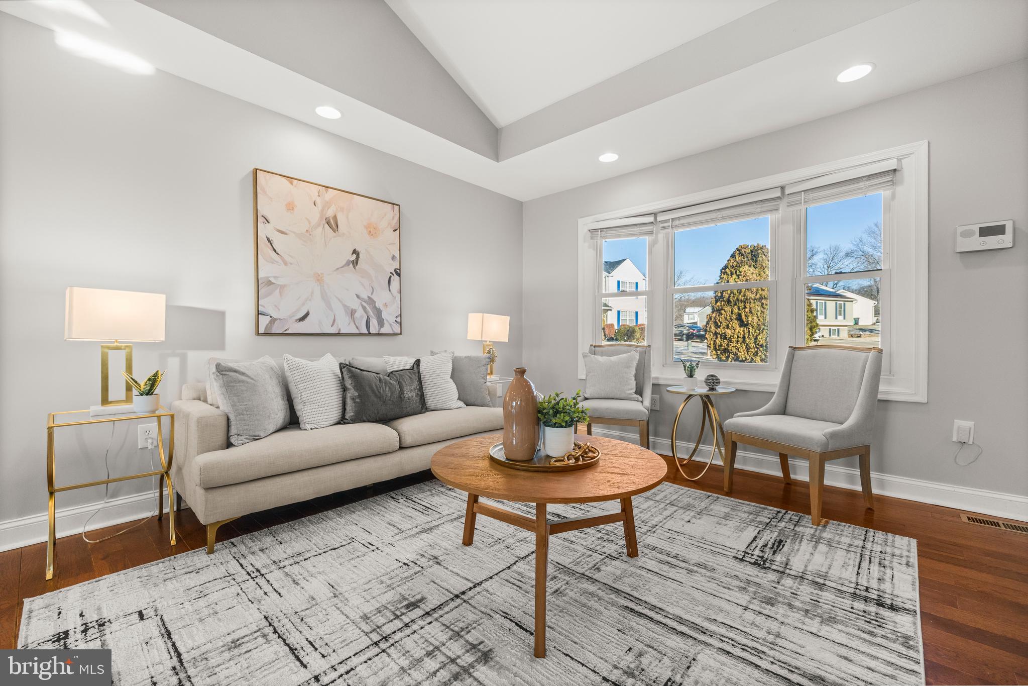 CLEARVIEW MANOR - Residential