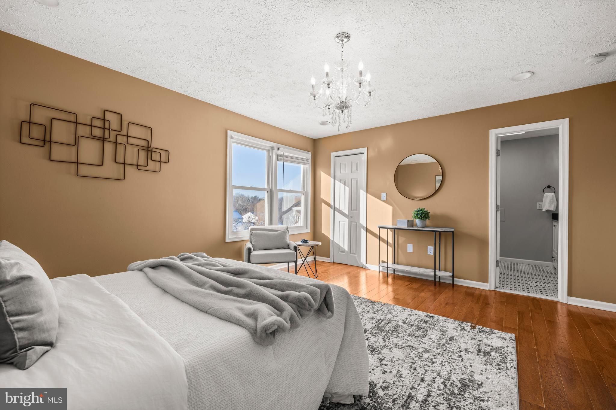 CLEARVIEW MANOR - Residential