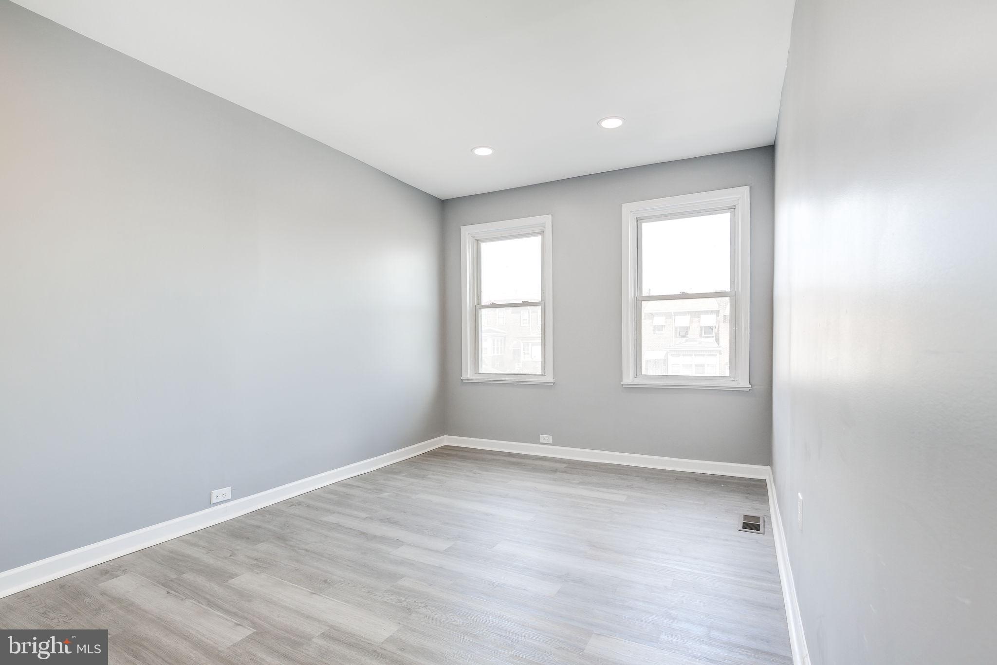 ROSEMONT - Residential