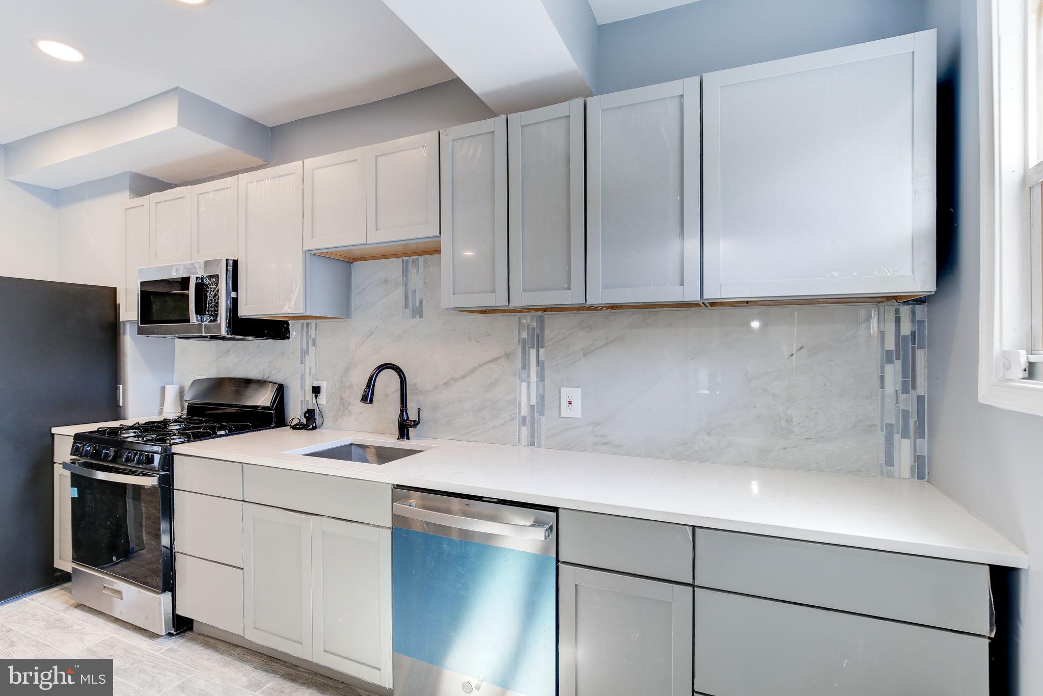 ROSEMONT - Residential