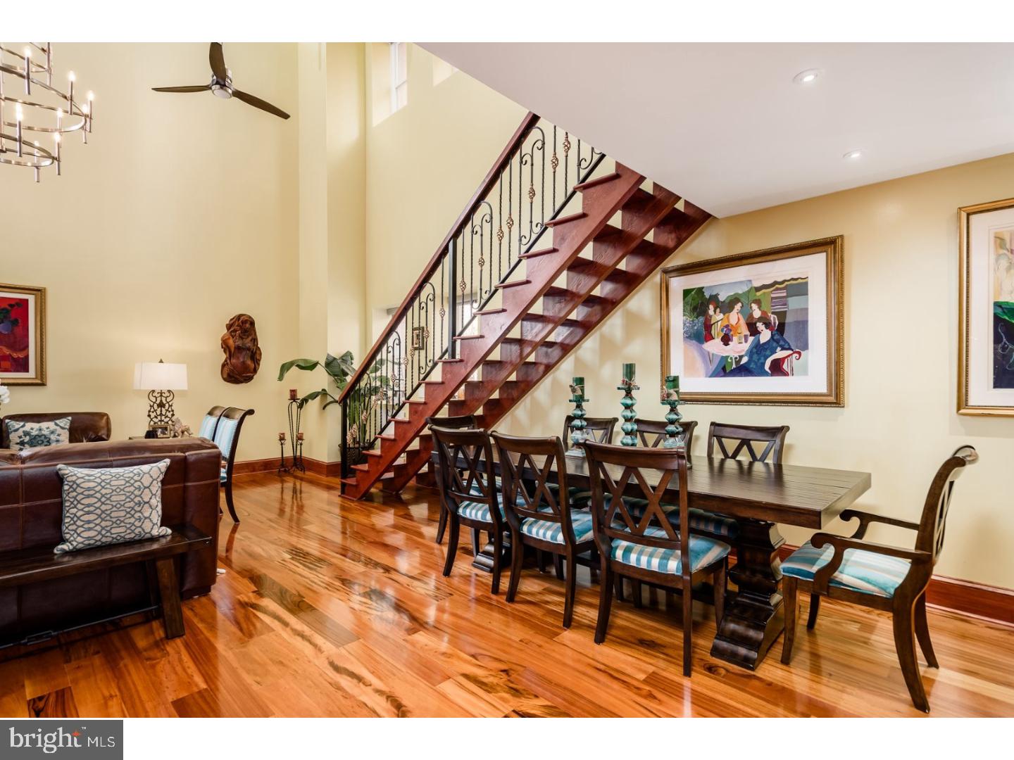 WASHINGTON SQ - Residential