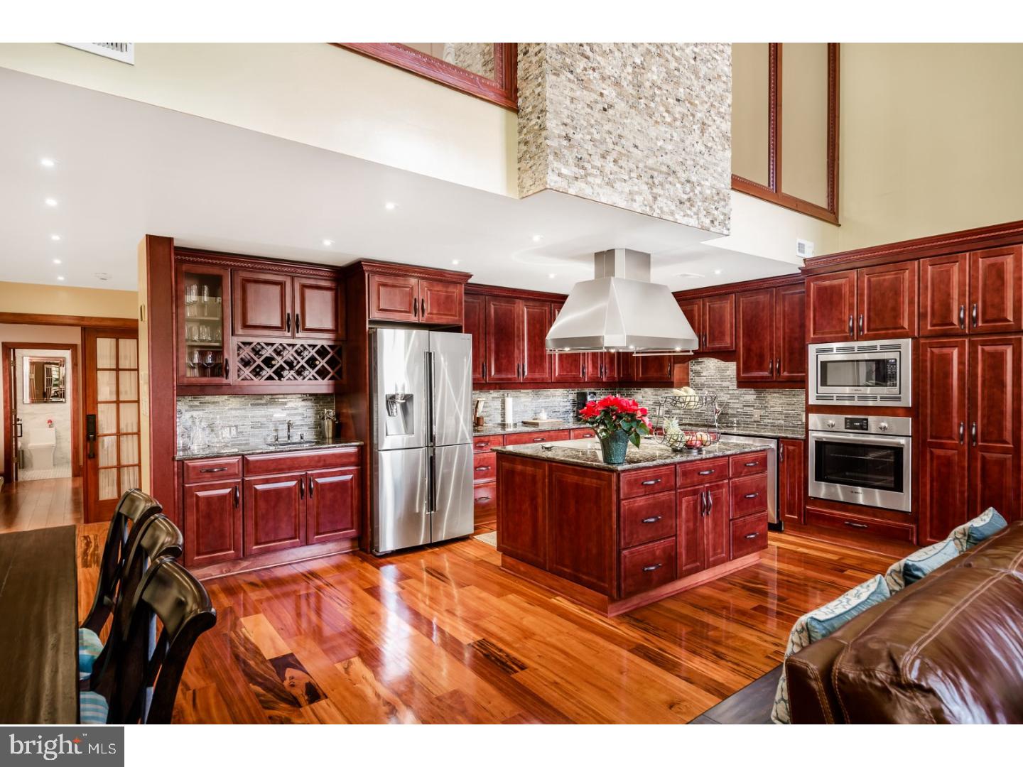 WASHINGTON SQ - Residential