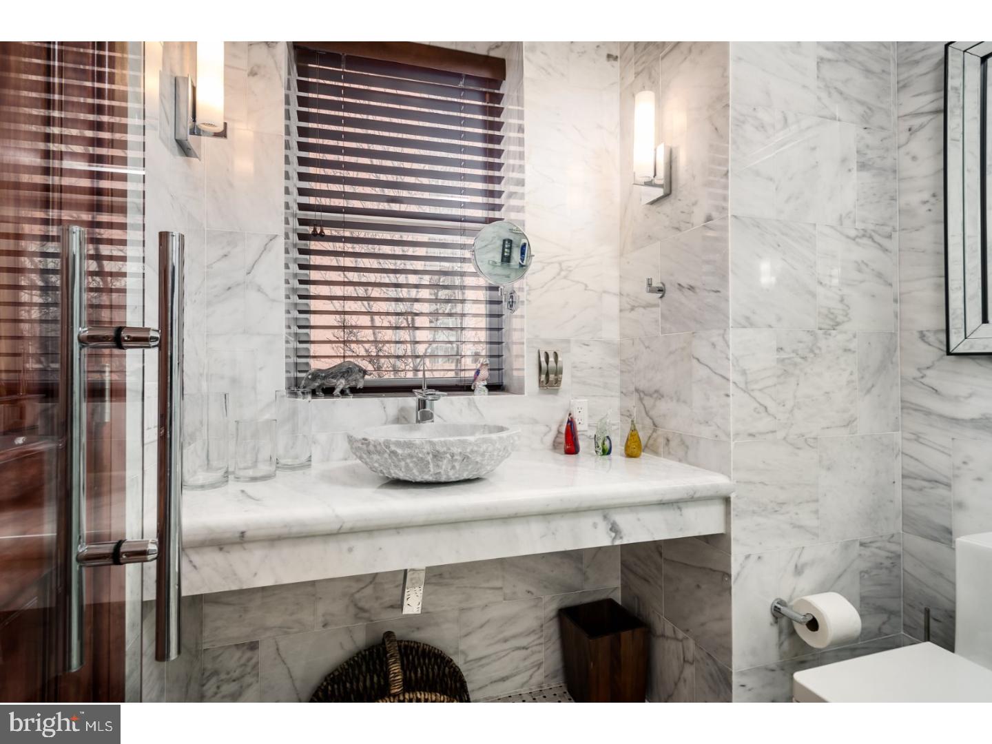 WASHINGTON SQ - Residential