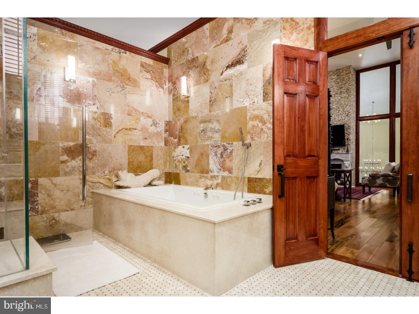 WASHINGTON SQ - Residential