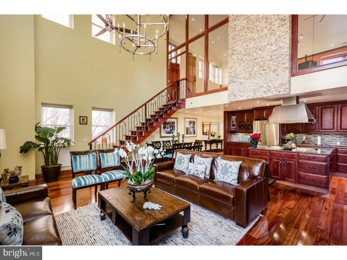 WASHINGTON SQ - Residential