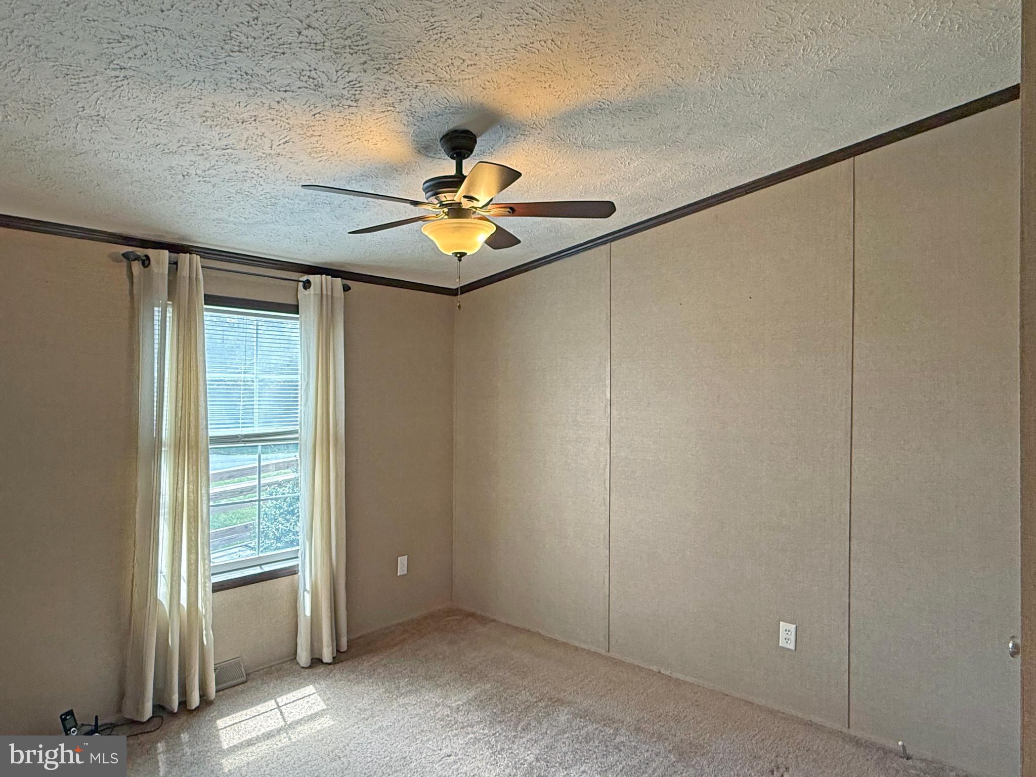 OAK MEADOWS - Residential