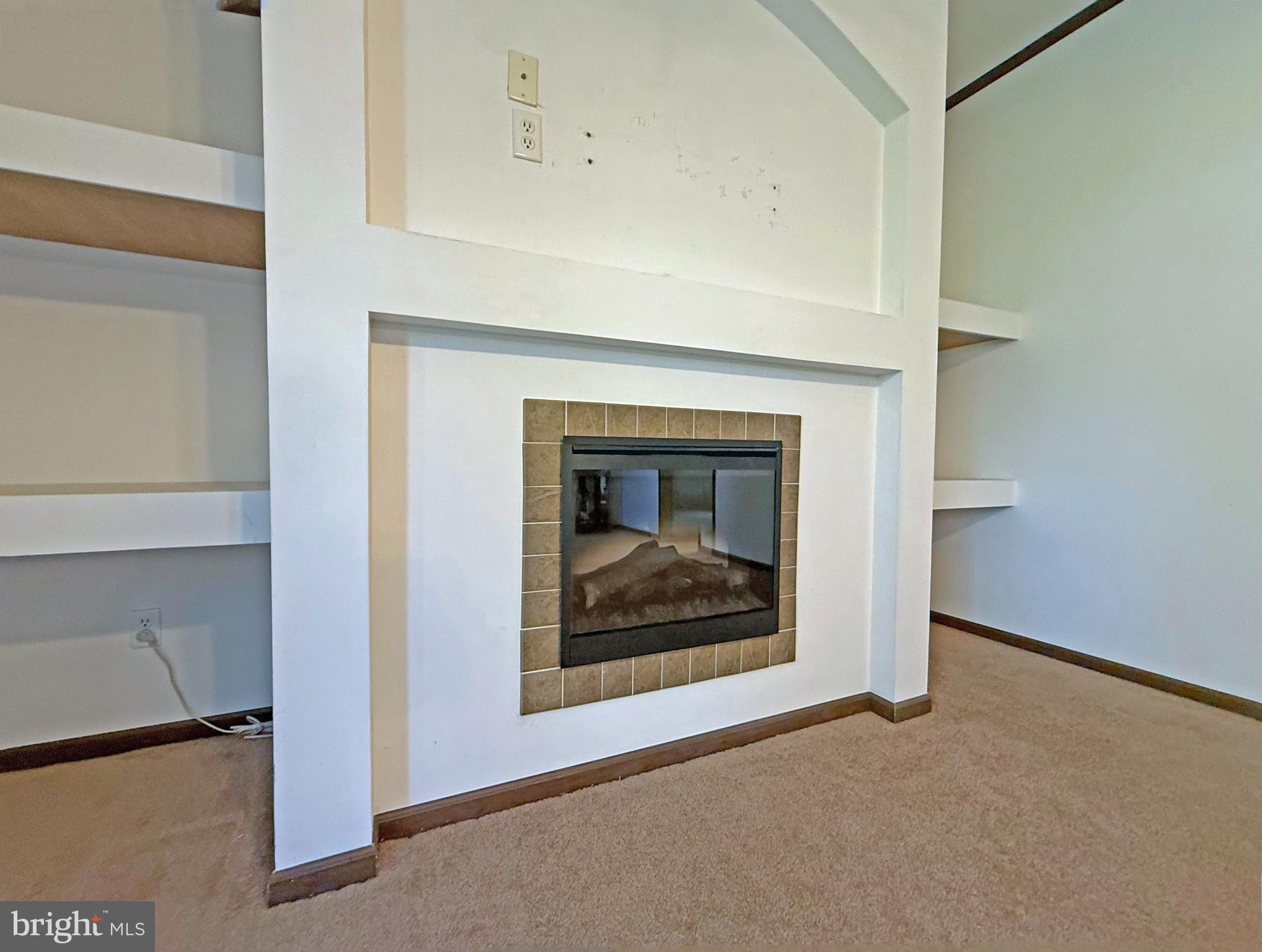 OAK MEADOWS - Residential