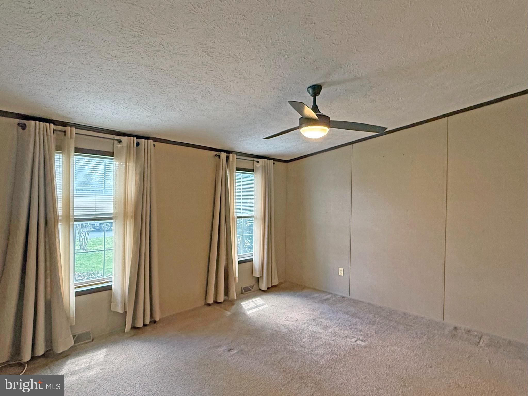 OAK MEADOWS - Residential