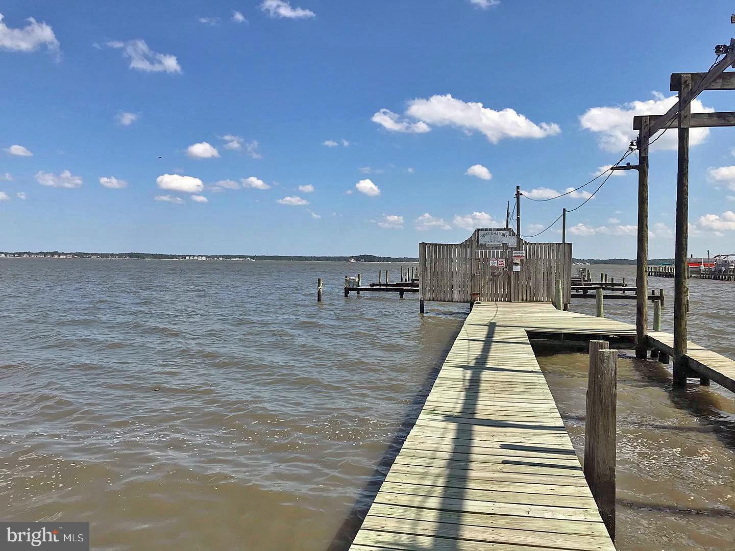 OAK MEADOWS - Residential