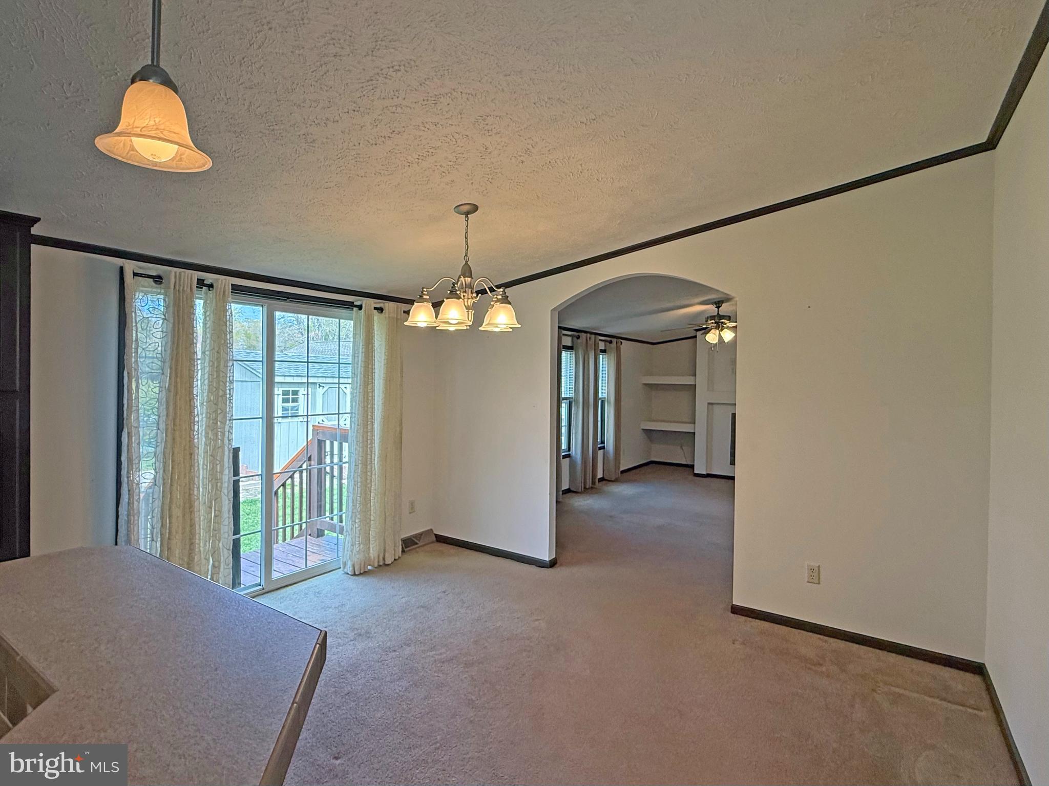 OAK MEADOWS - Residential