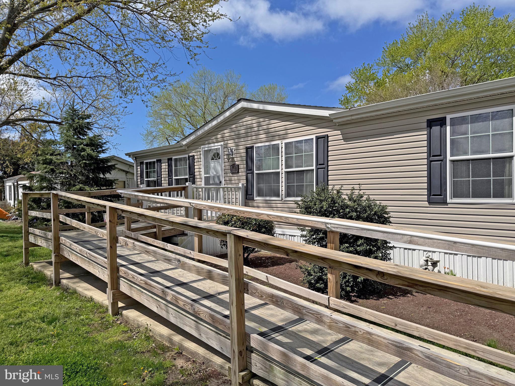 OAK MEADOWS - Residential