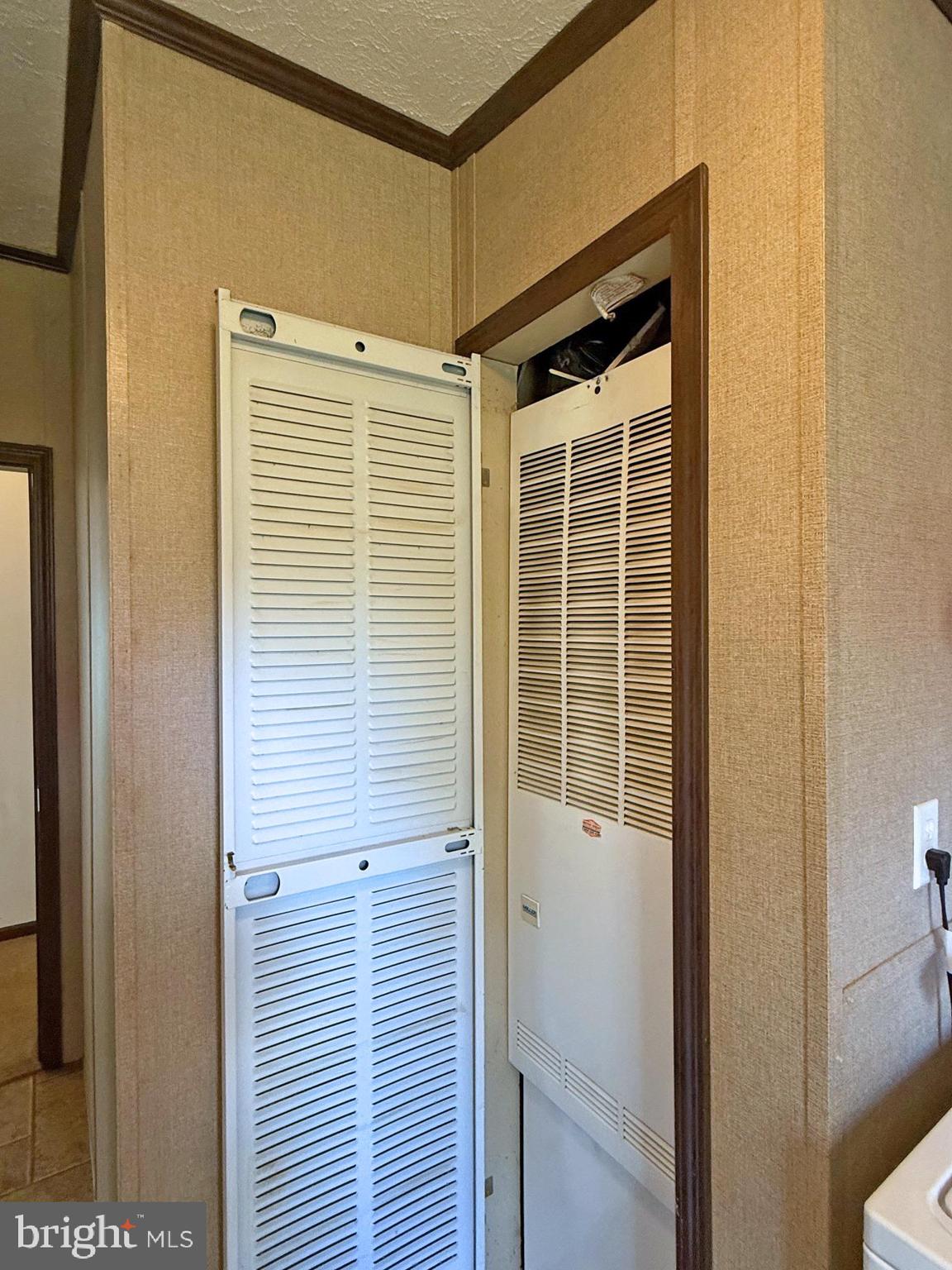 OAK MEADOWS - Residential