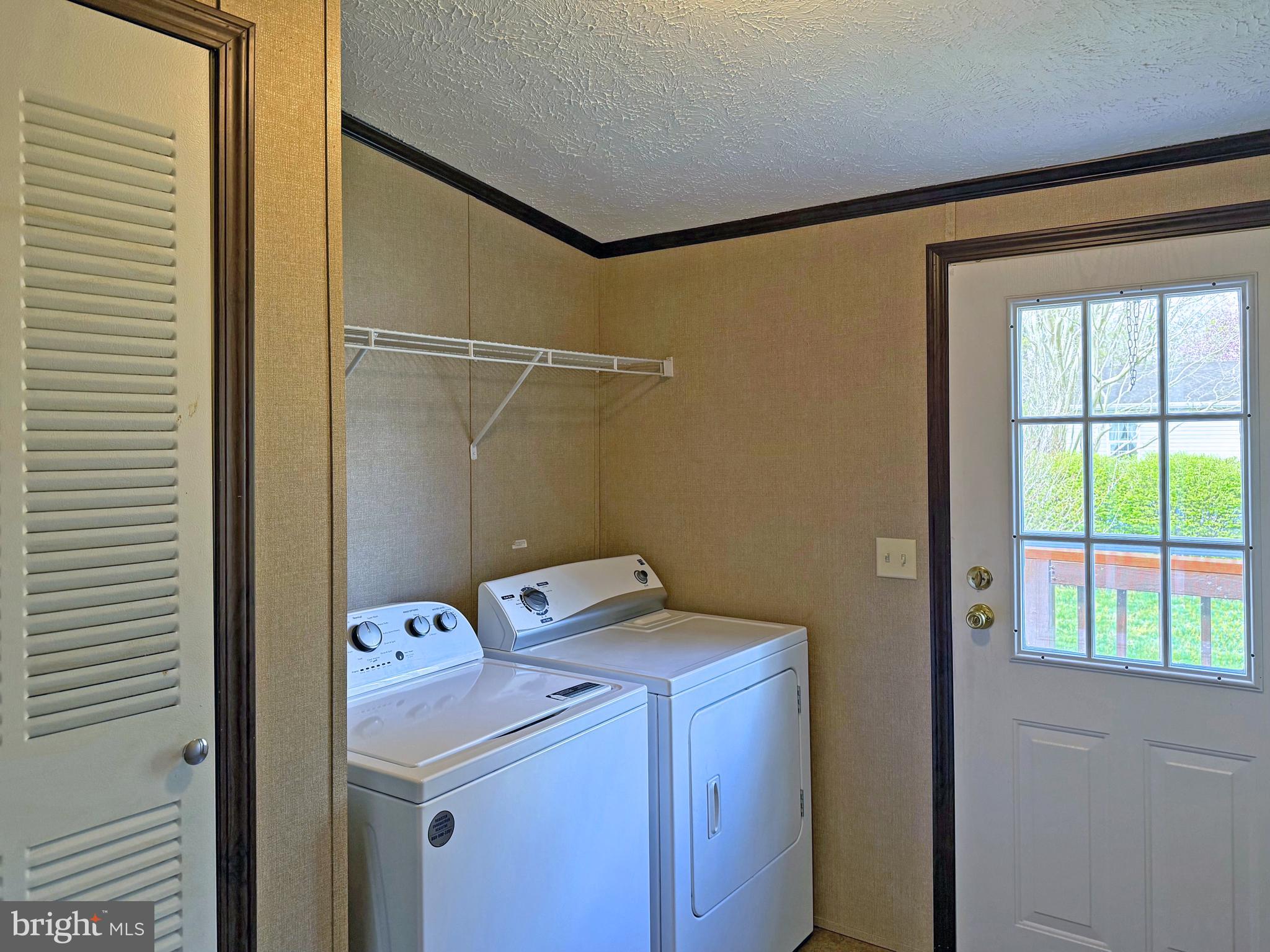 OAK MEADOWS - Residential