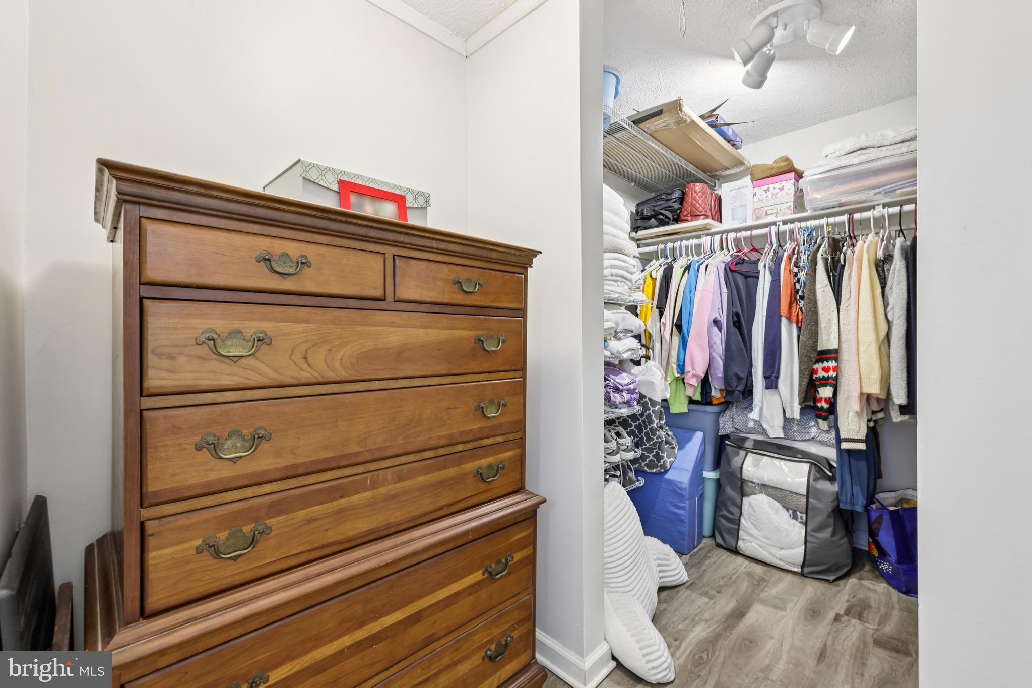 FARMBROOK - Residential