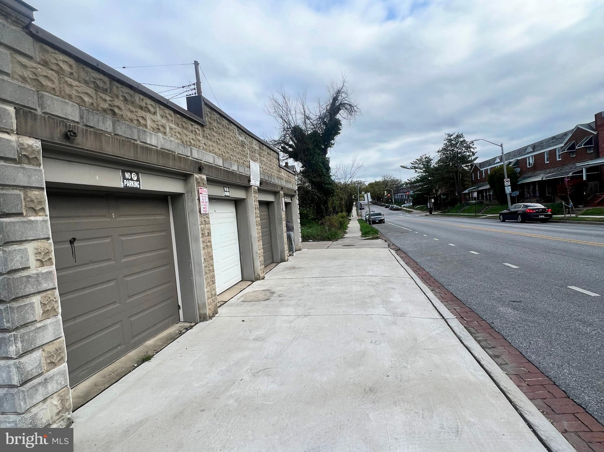 BRIDGEVIEW - GREENLAWN - Land