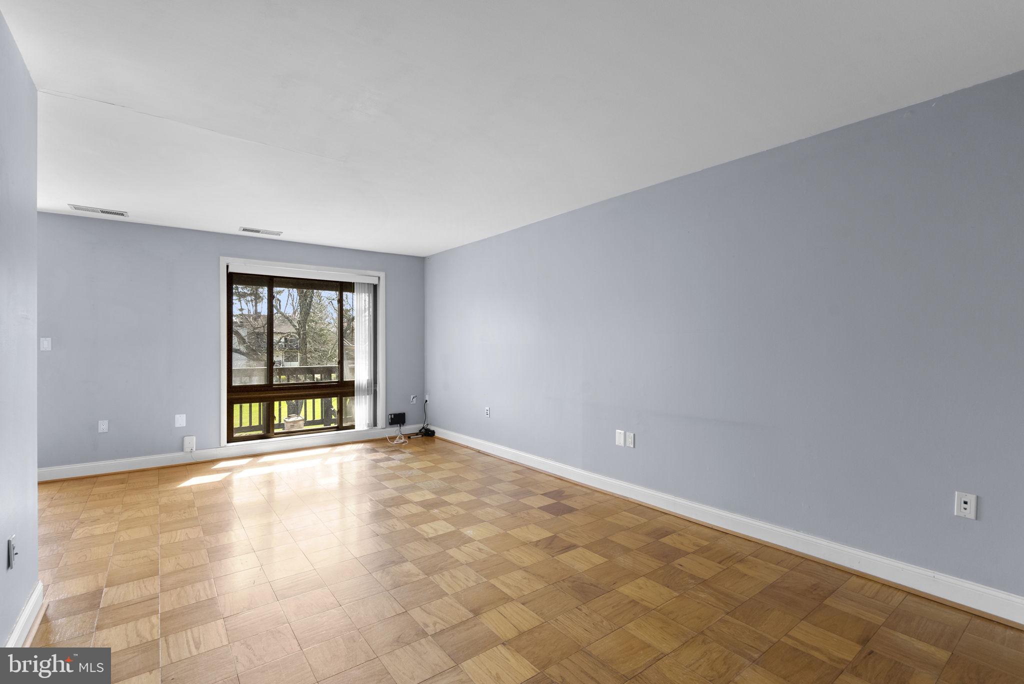 THE COVE - Residential