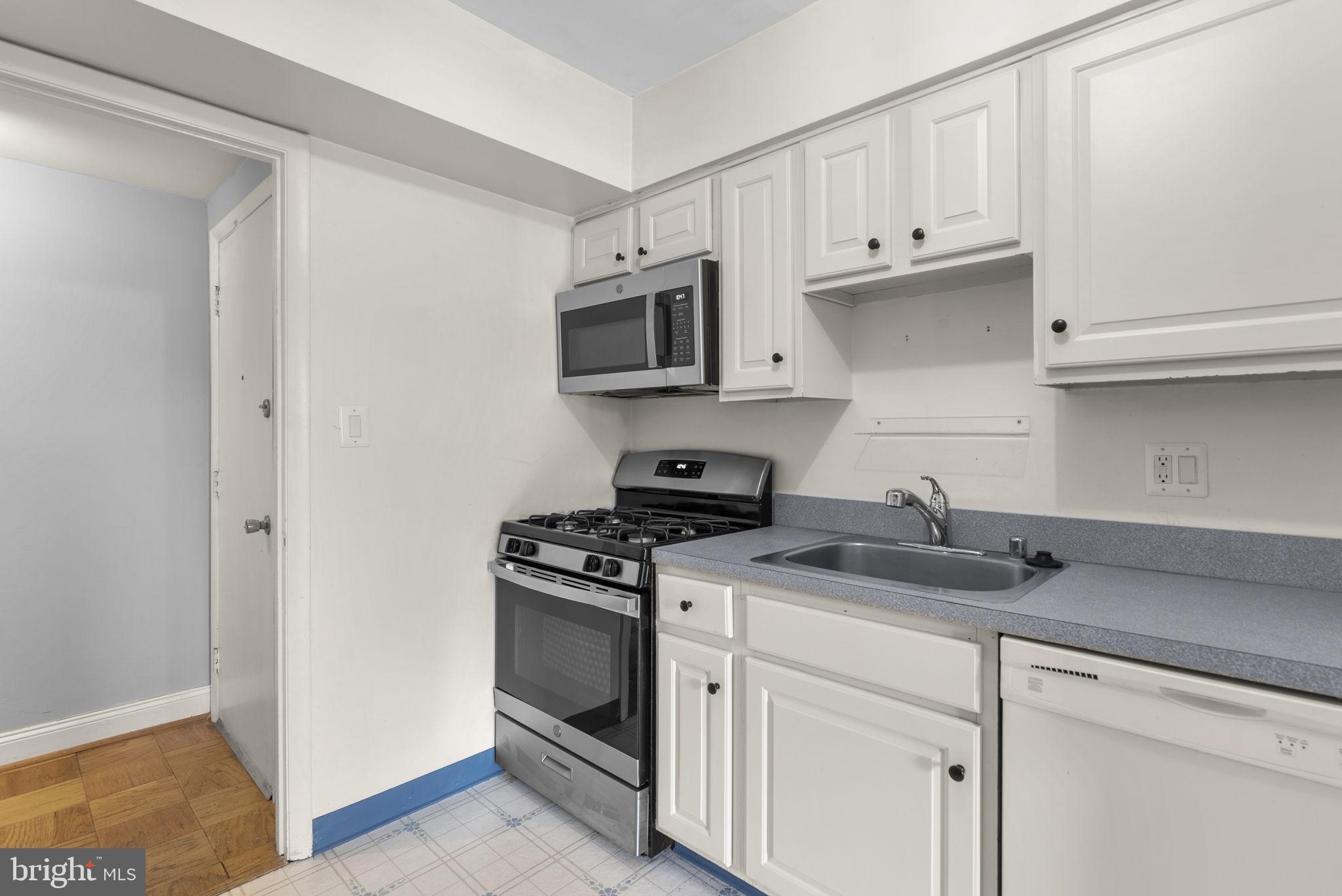 THE COVE - Residential