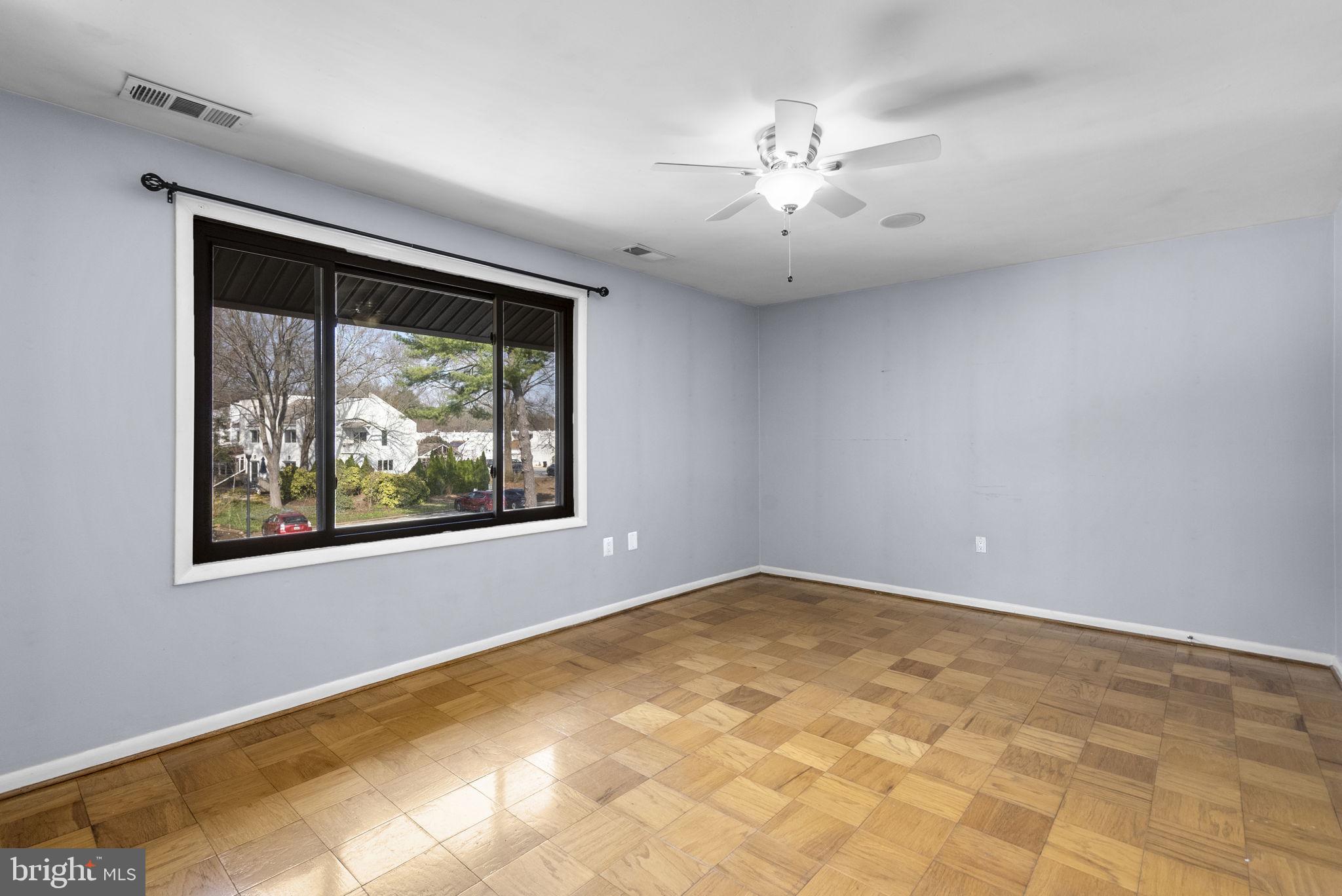 THE COVE - Residential