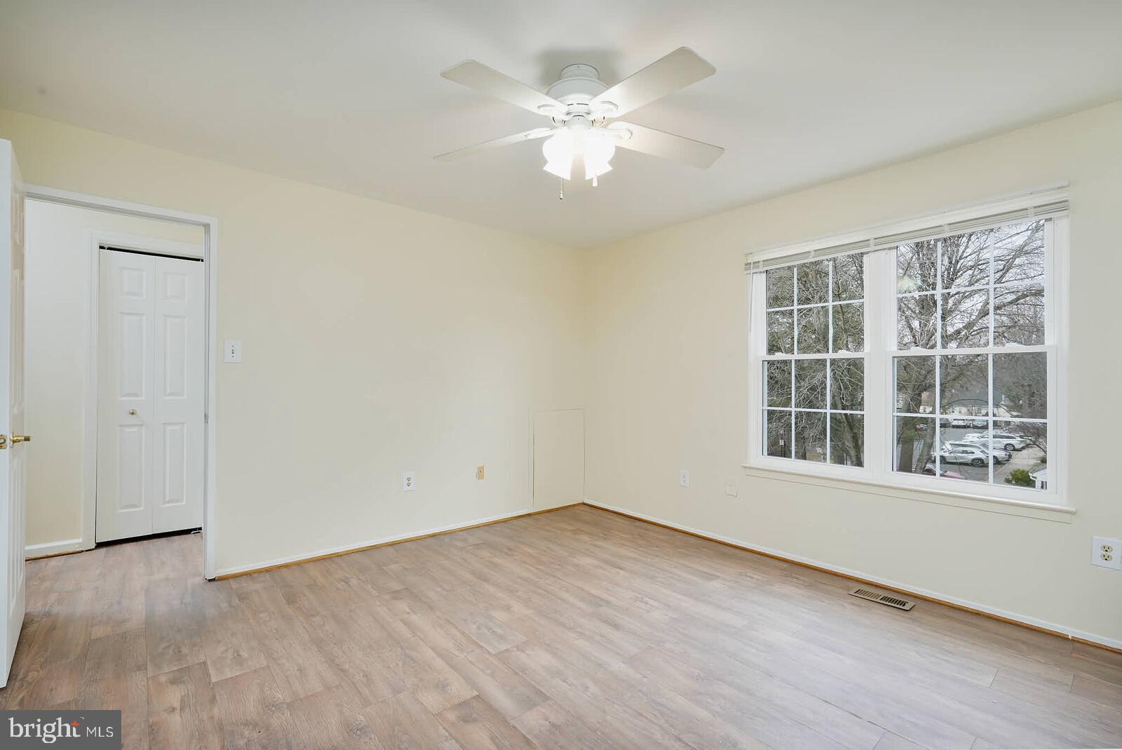 GUNNERS LAKE VILLAGE - Residential