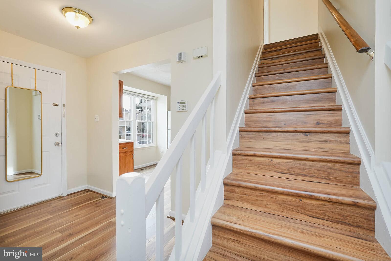 GUNNERS LAKE VILLAGE - Residential