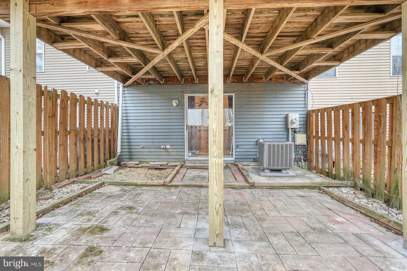 GUNNERS LAKE VILLAGE - Residential