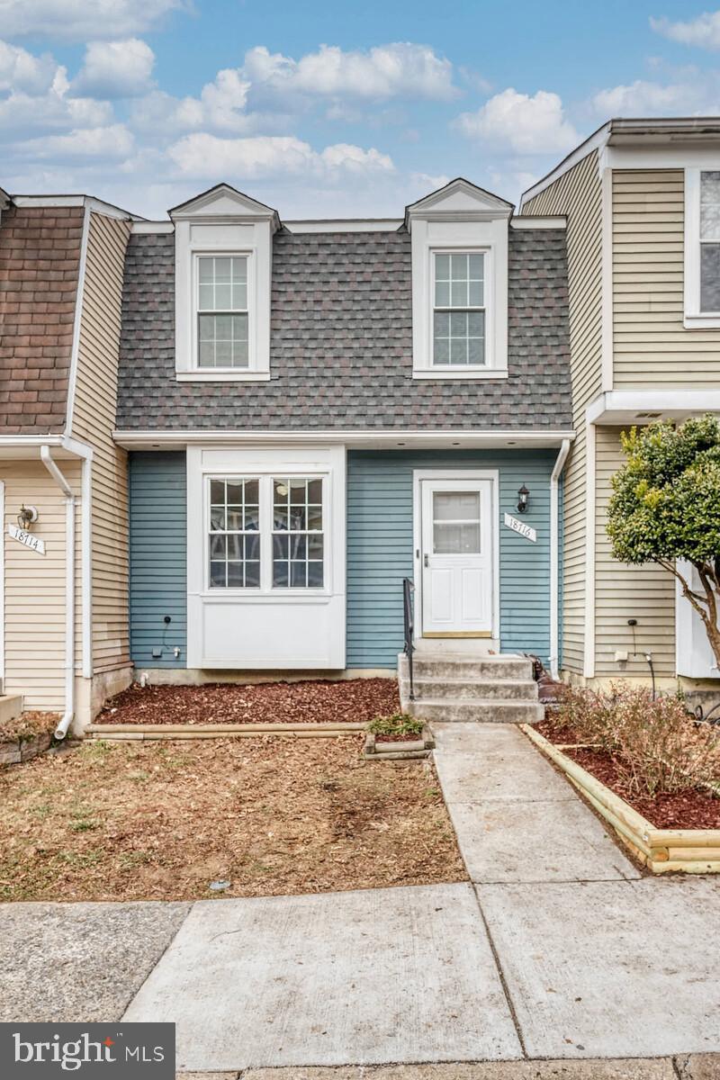 GUNNERS LAKE VILLAGE - Residential