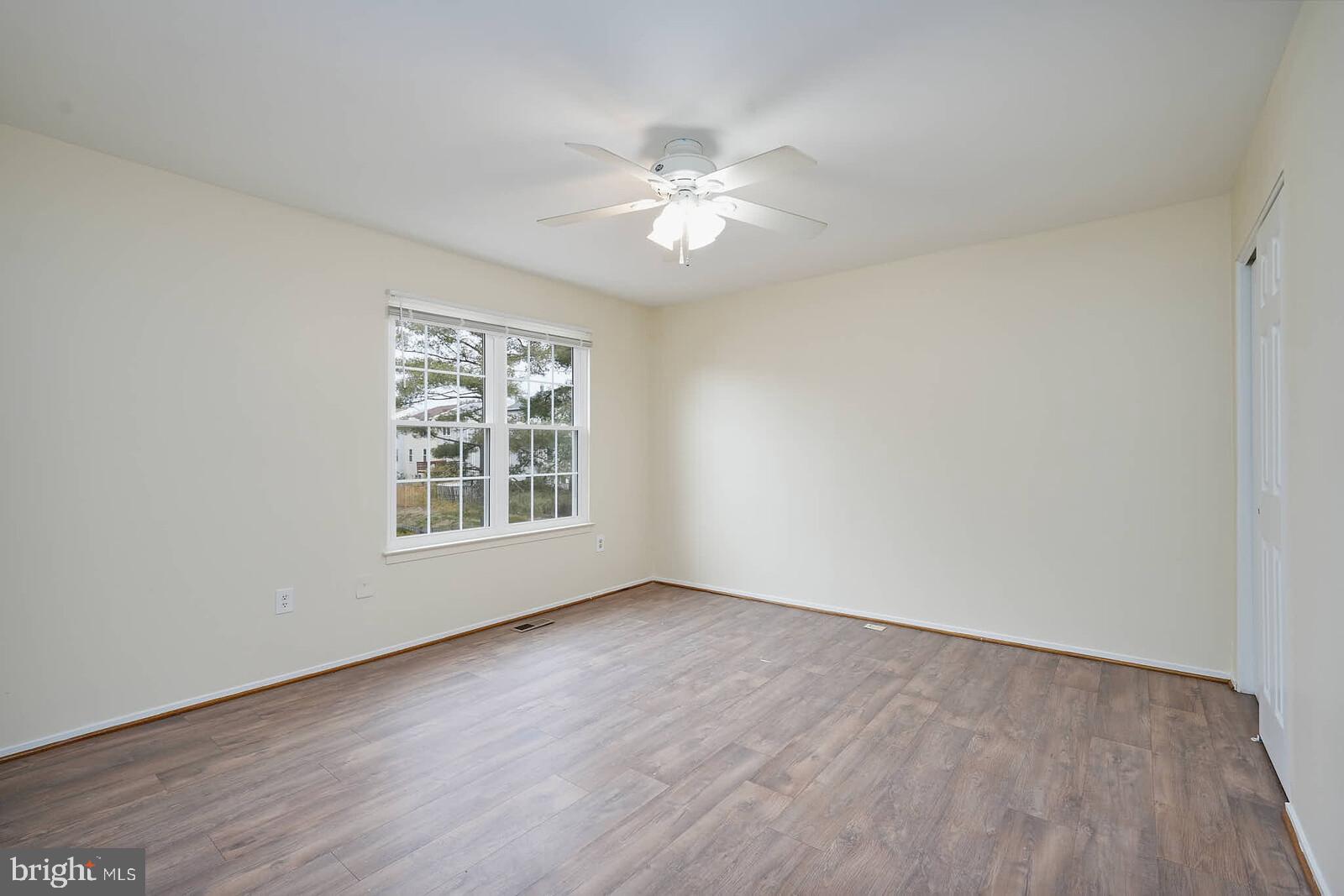 GUNNERS LAKE VILLAGE - Residential