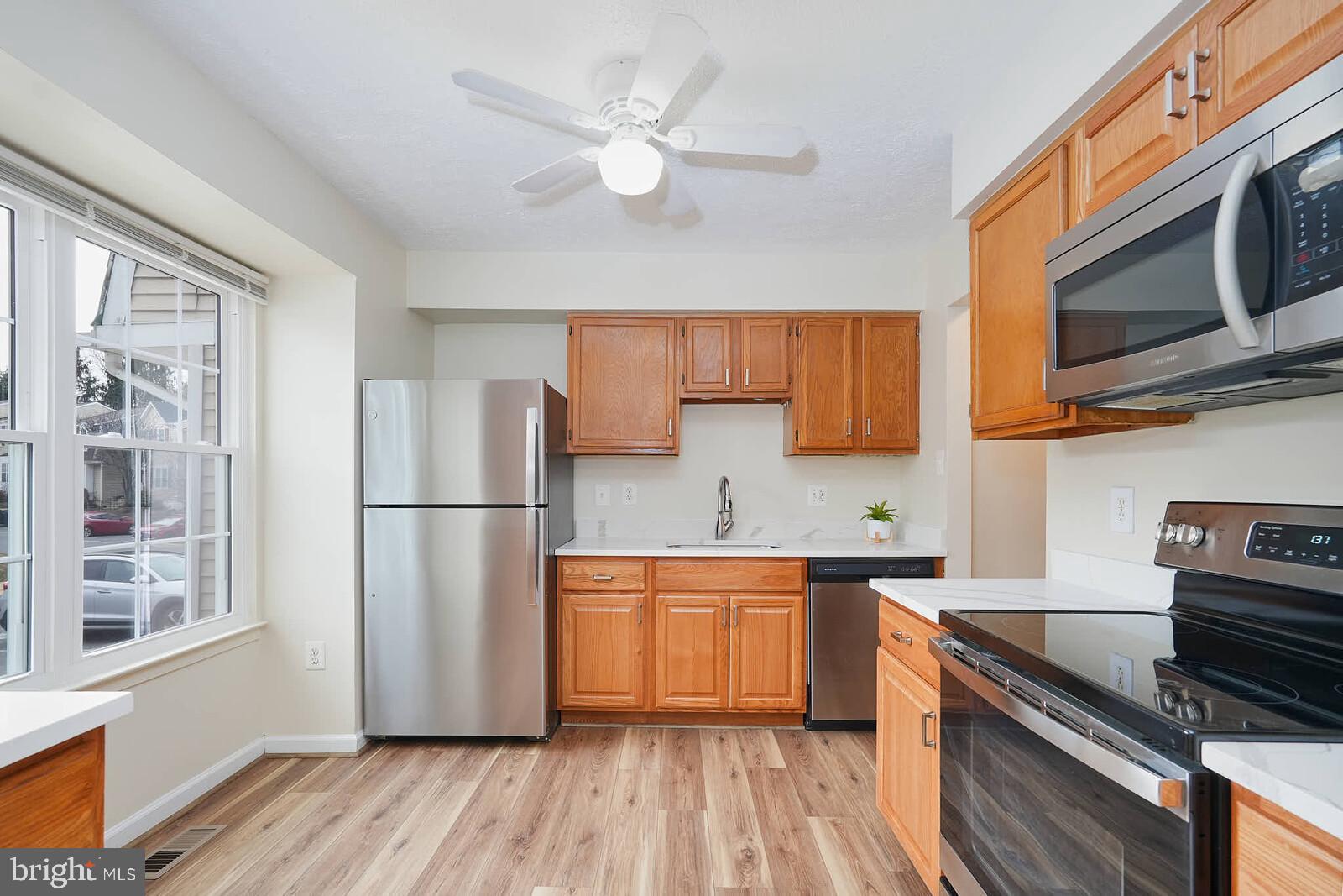 GUNNERS LAKE VILLAGE - Residential