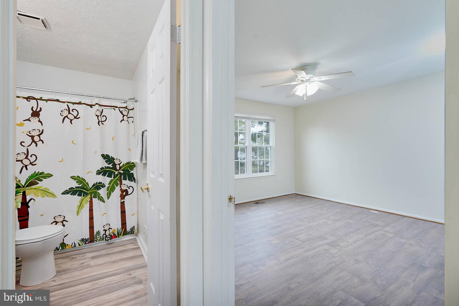 GUNNERS LAKE VILLAGE - Residential