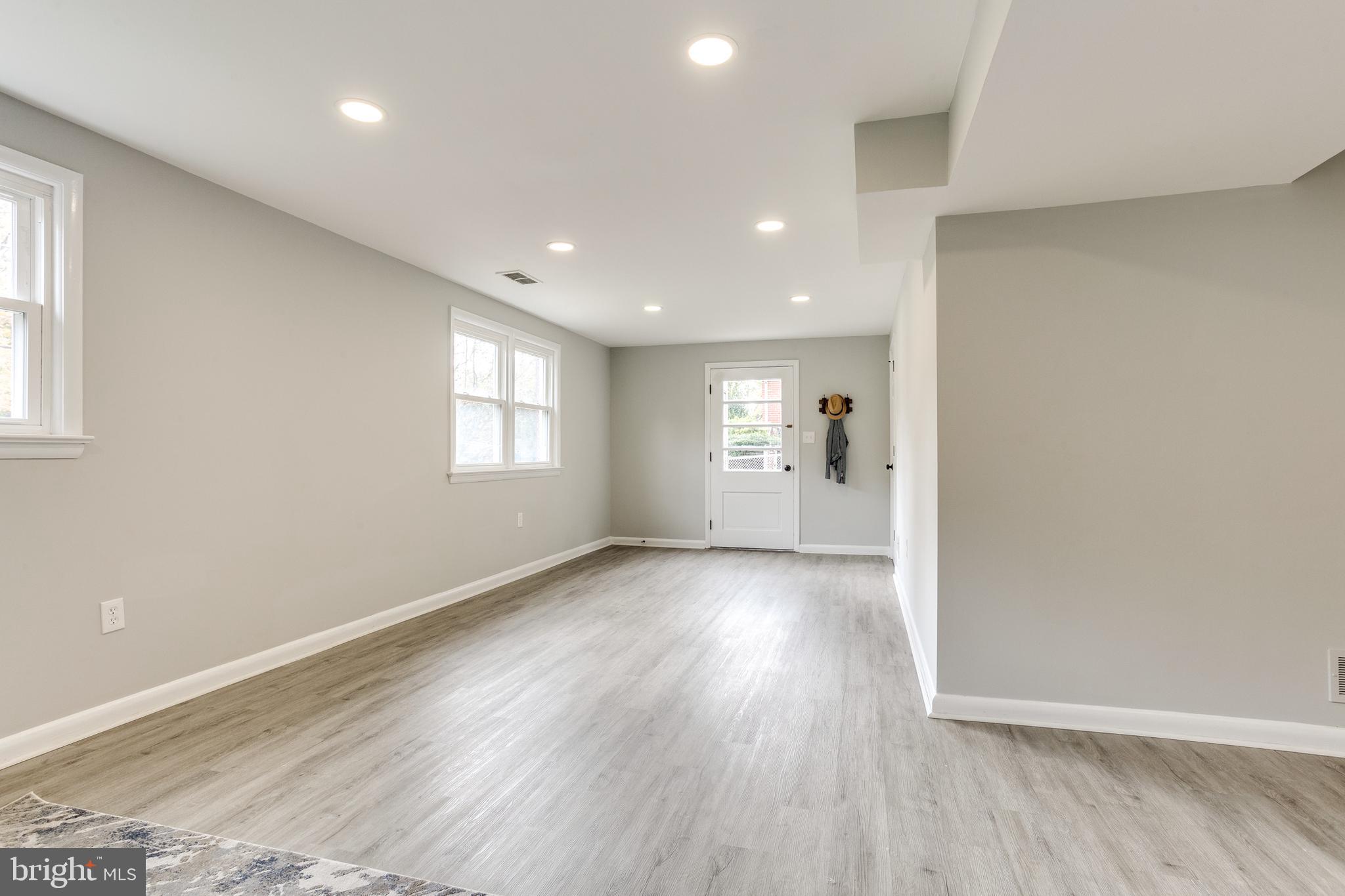 WHEATON OUT RES. (1) - Residential