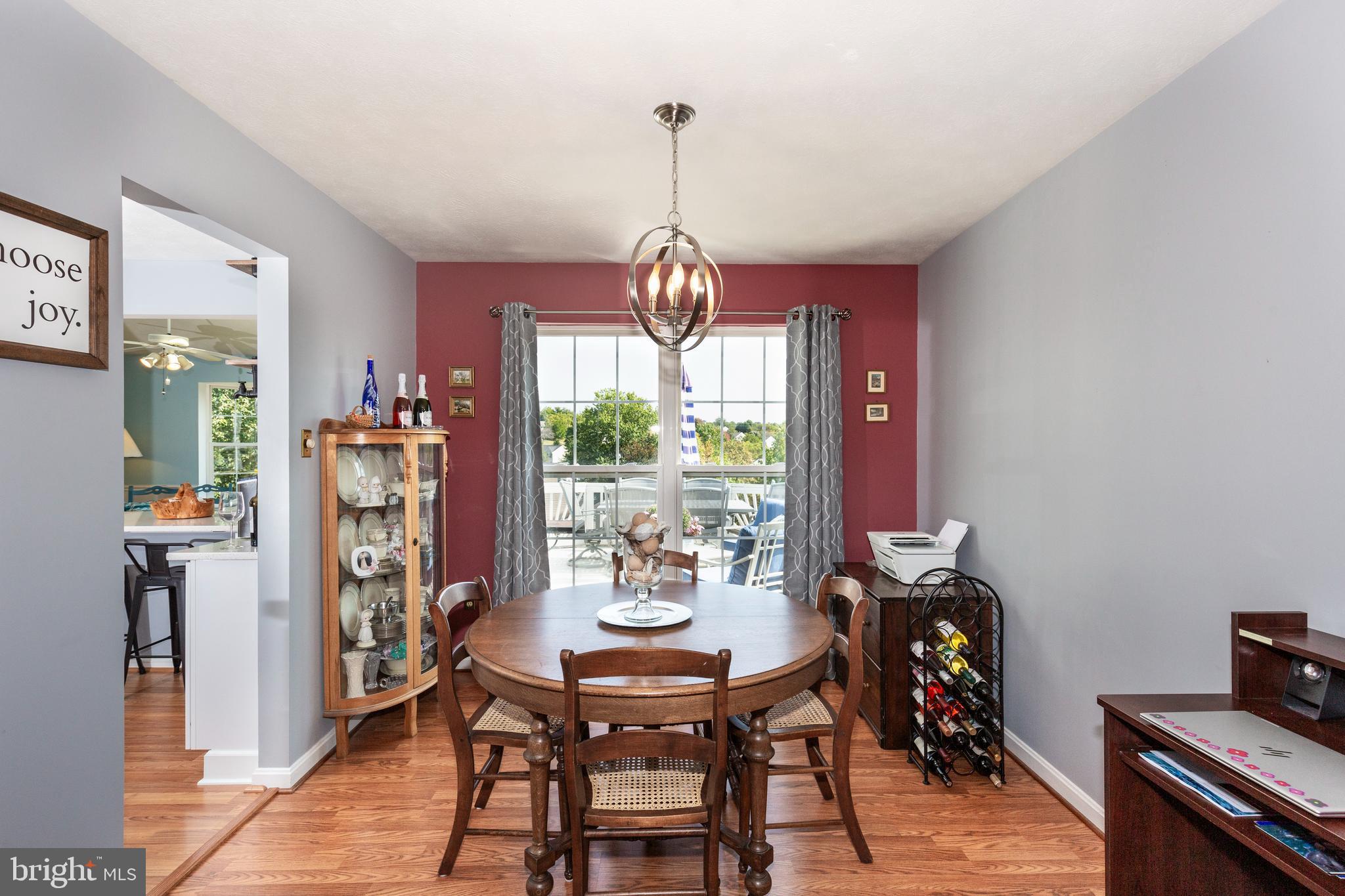 FURNACE HILLS - Residential