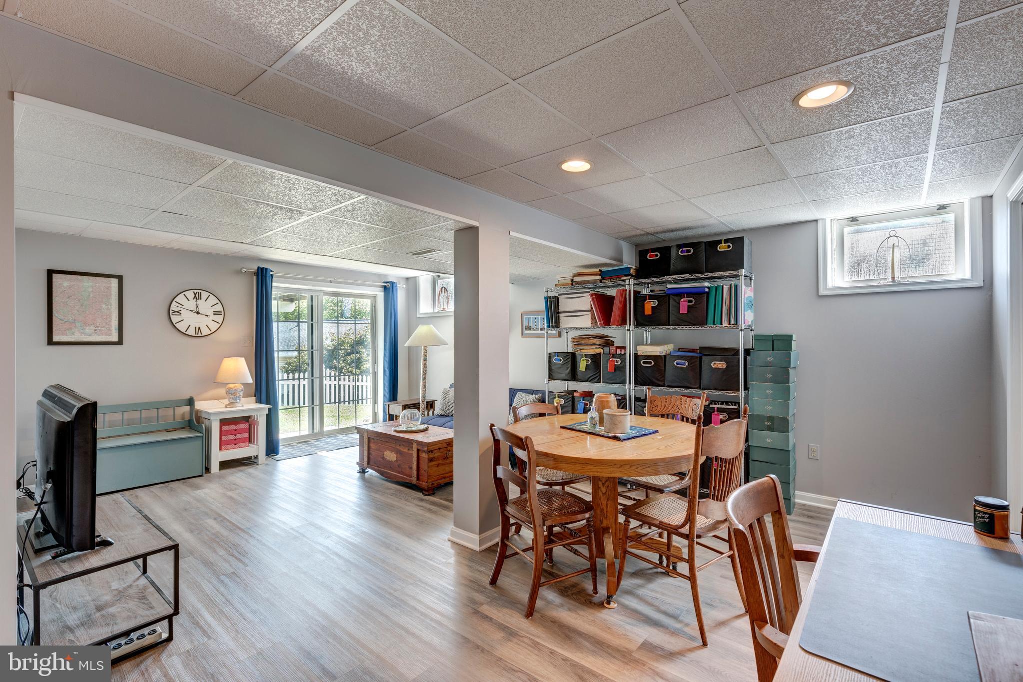 FURNACE HILLS - Residential