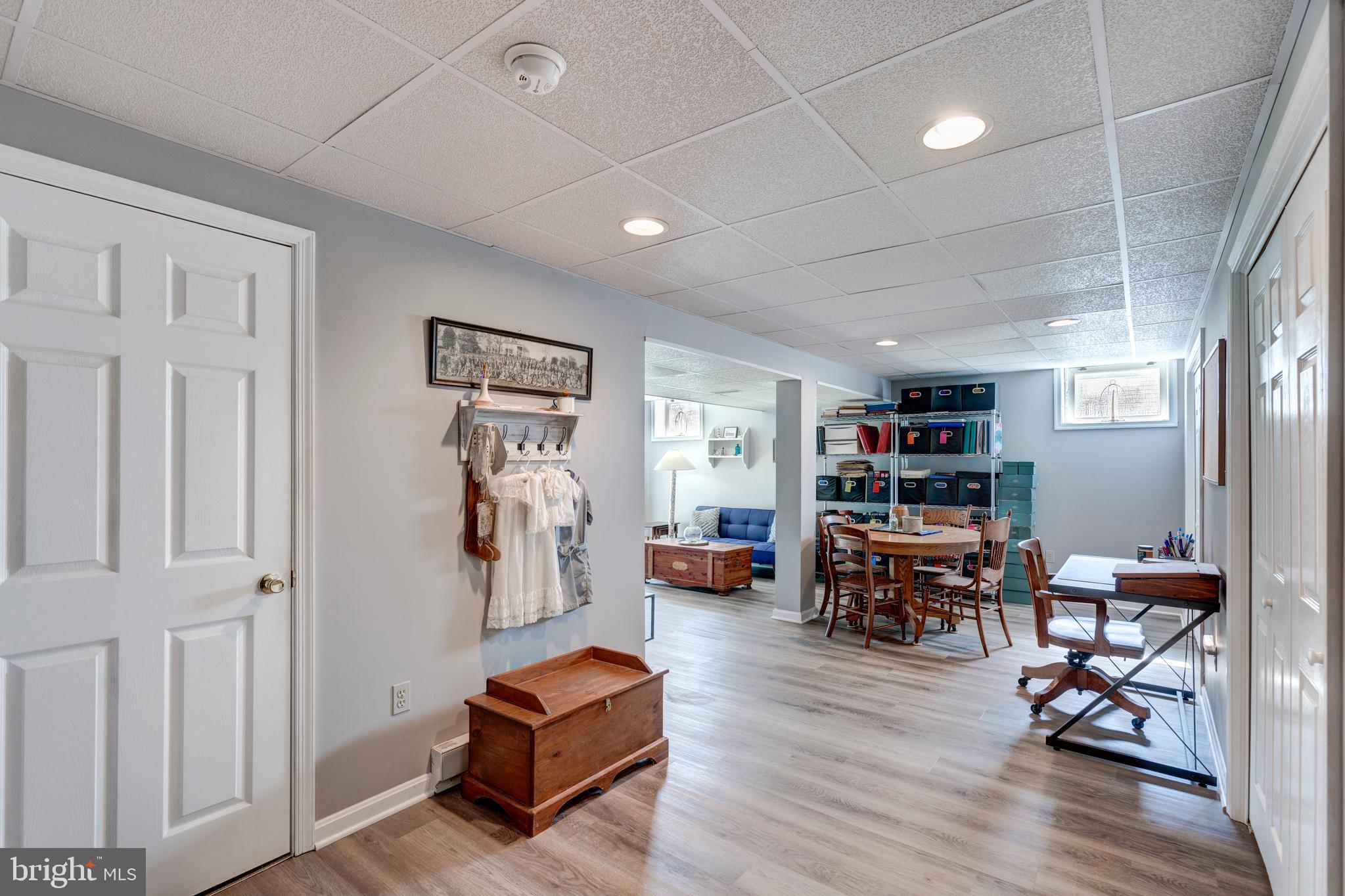 FURNACE HILLS - Residential