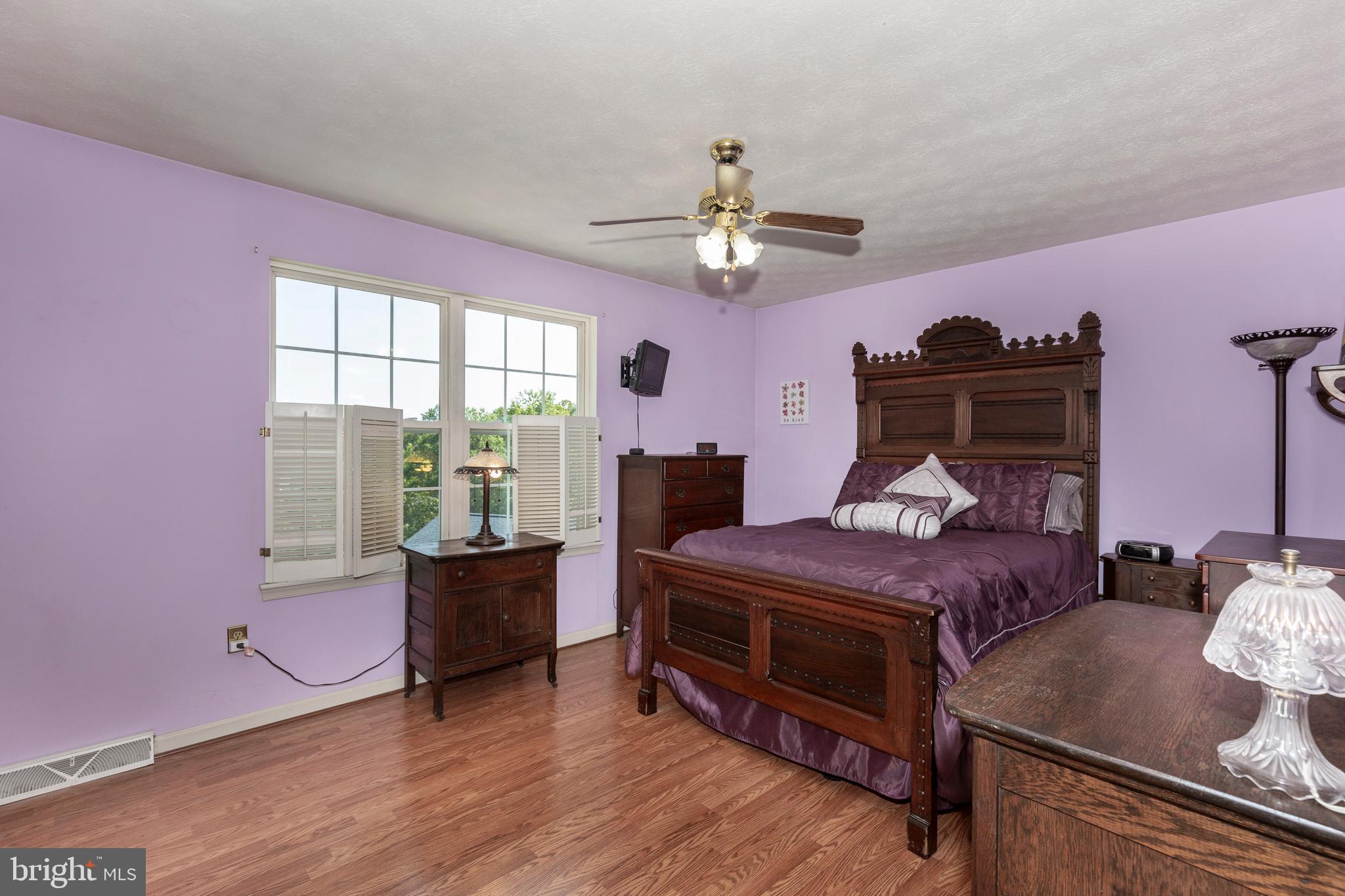 FURNACE HILLS - Residential