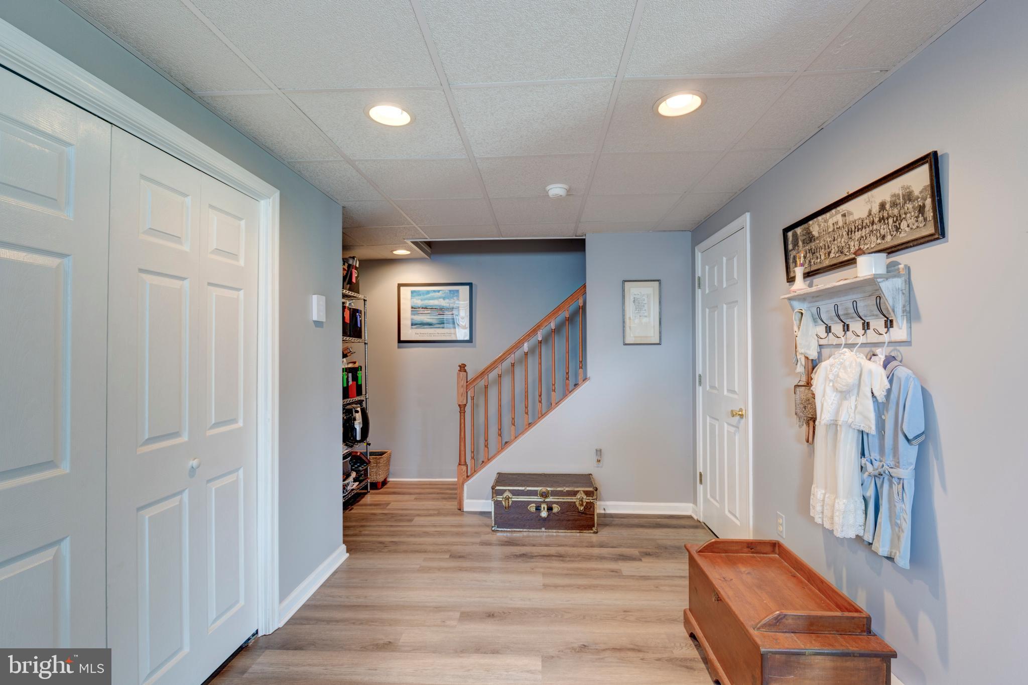 FURNACE HILLS - Residential