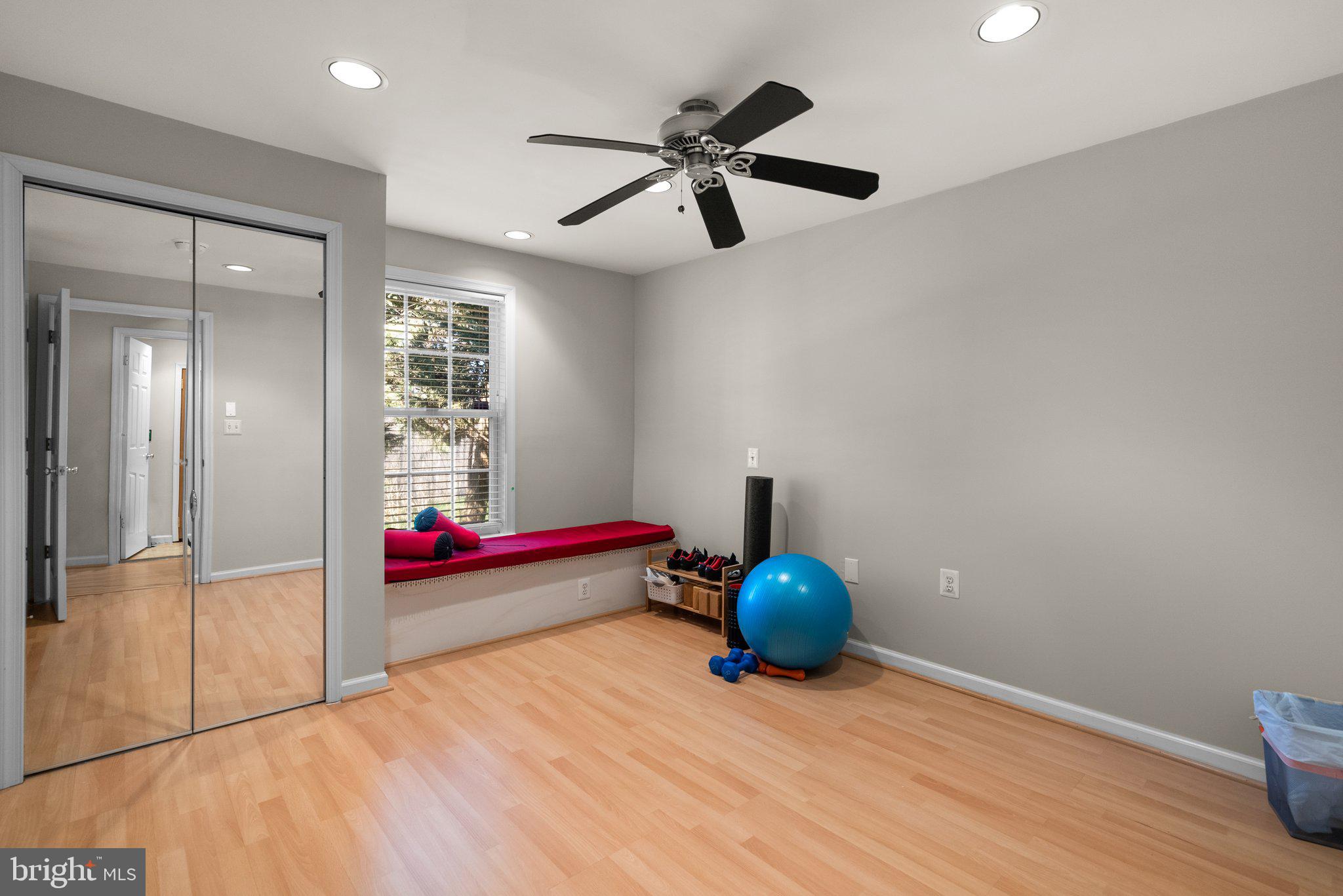 SENECA PARK NORTH - Residential