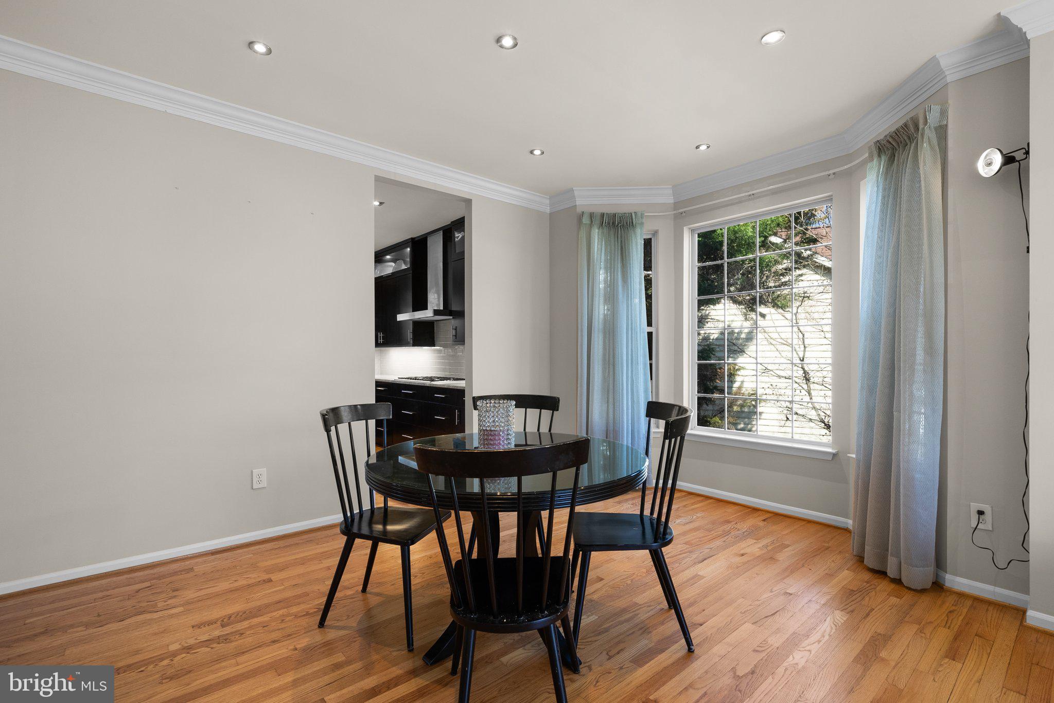 SENECA PARK NORTH - Residential