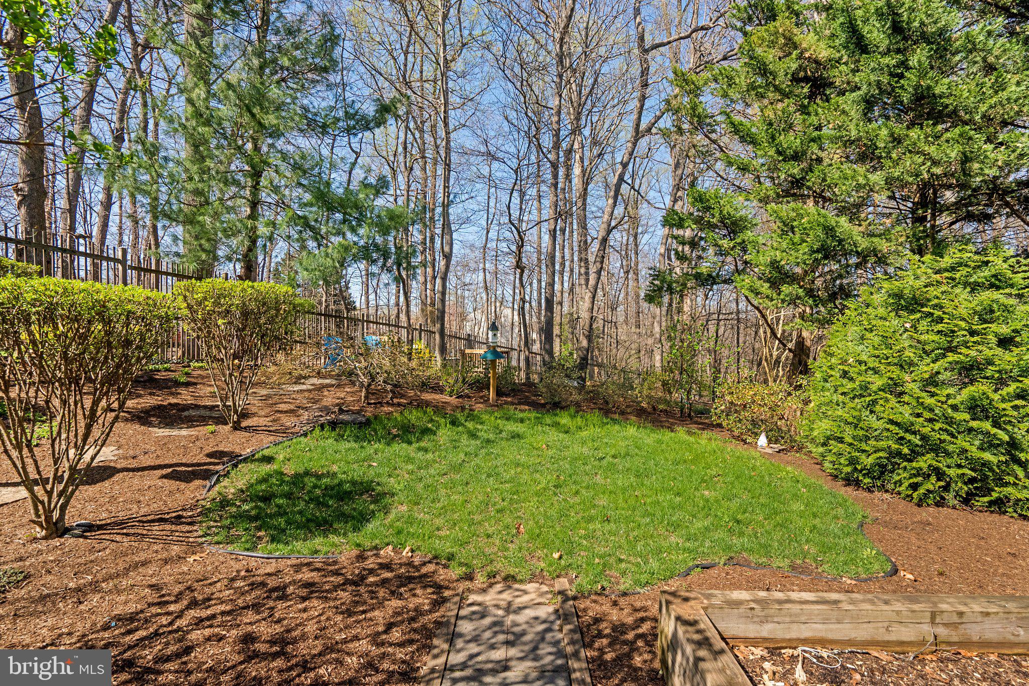 SENECA PARK NORTH - Residential